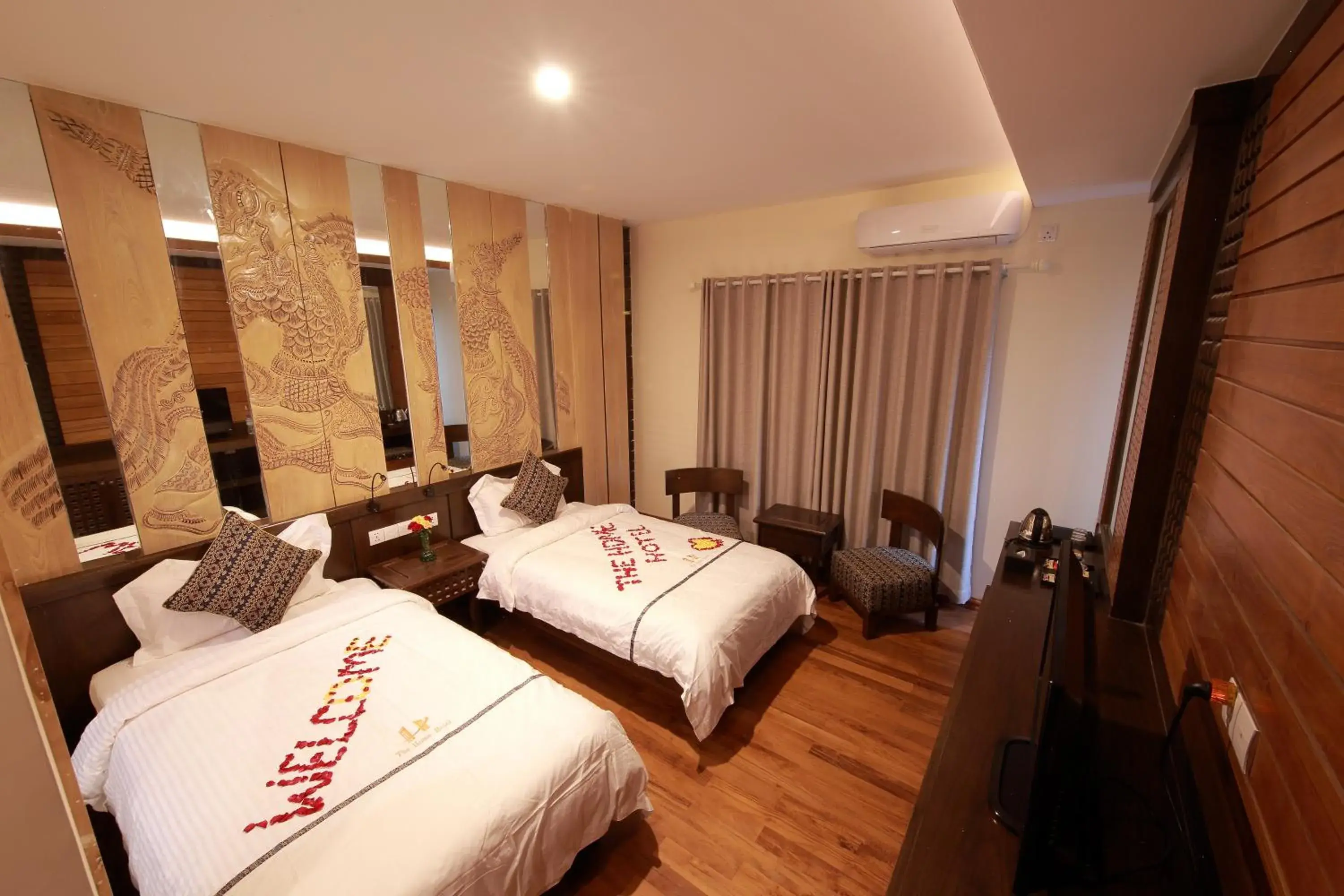 Deluxe Twin Room in The Home Hotel Deluxe Twin Room in The Home Hotel