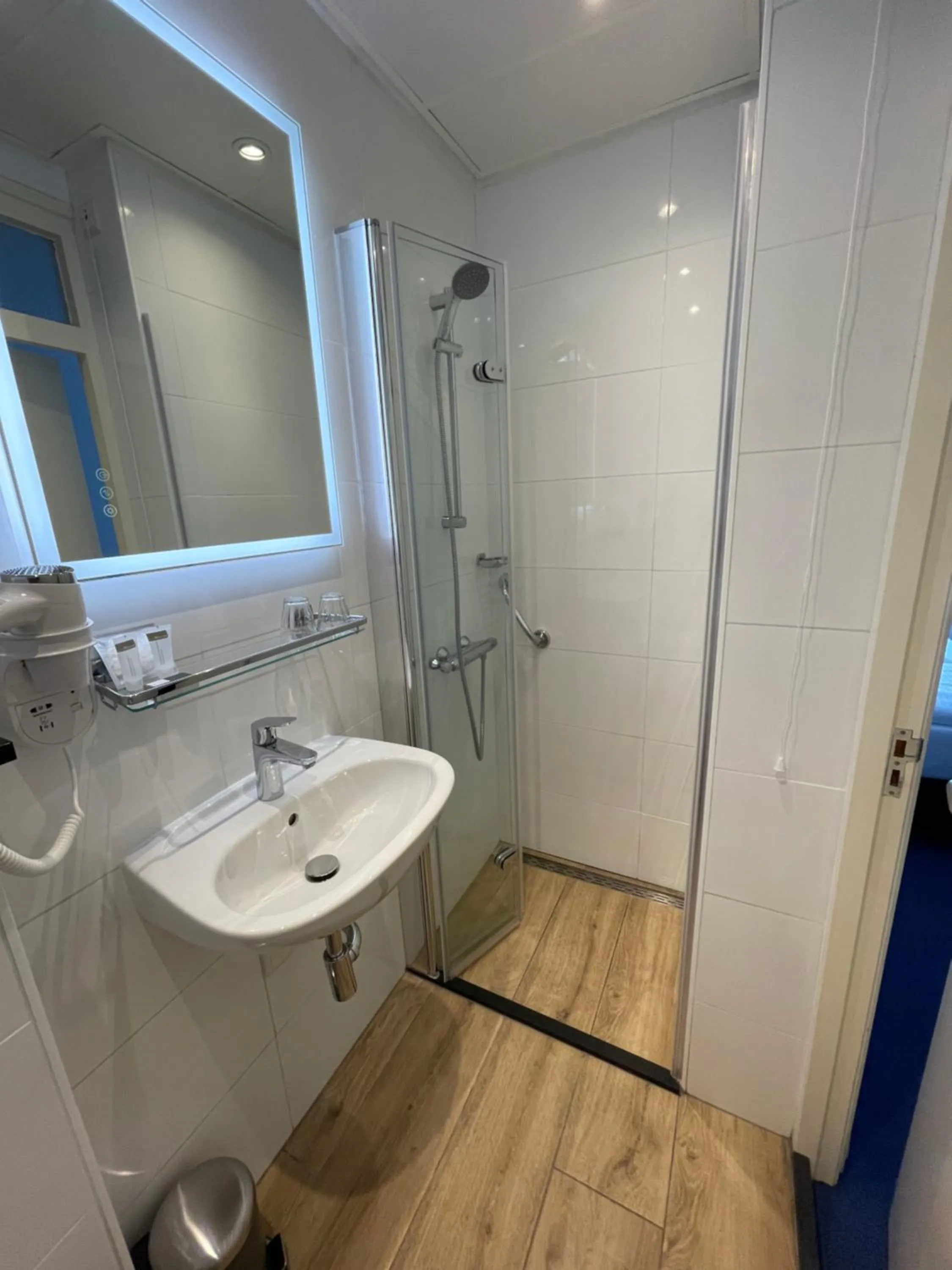 Shower in Hotel Golfzicht