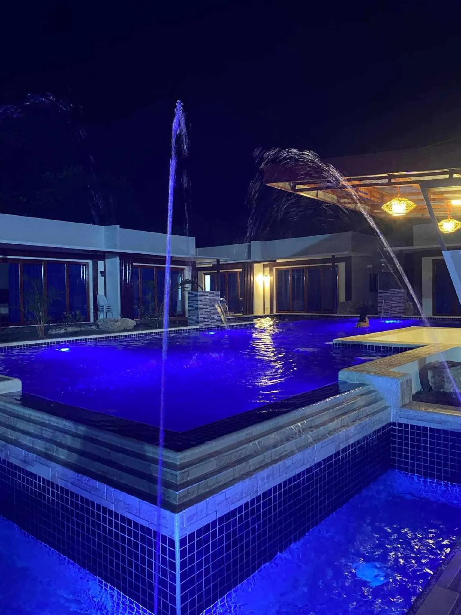 Swimming pool in Bluewaves Hostel & Villa Panagsama by Hiverooms