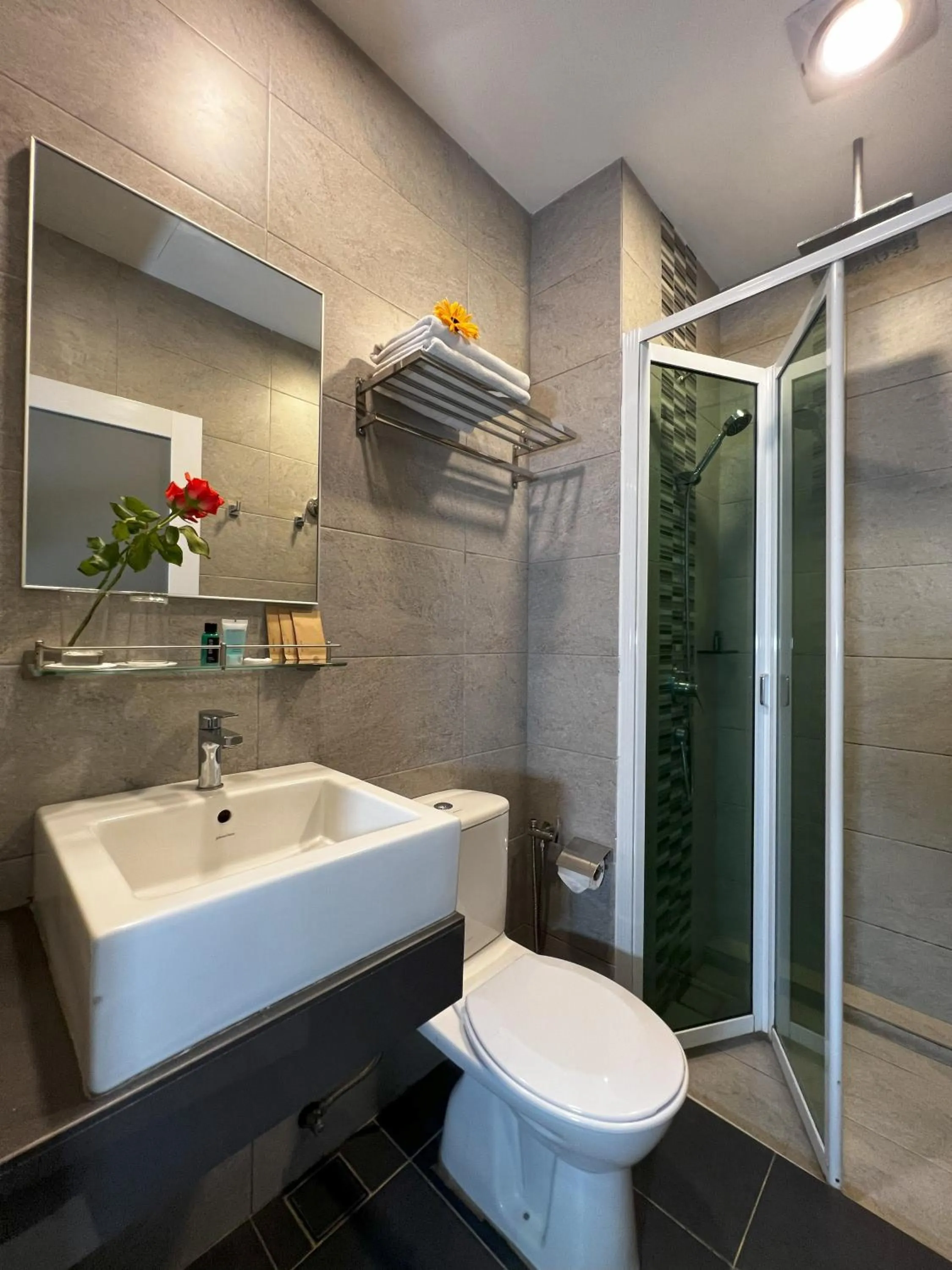 Bathroom in Cenang Plaza Beach Hotel