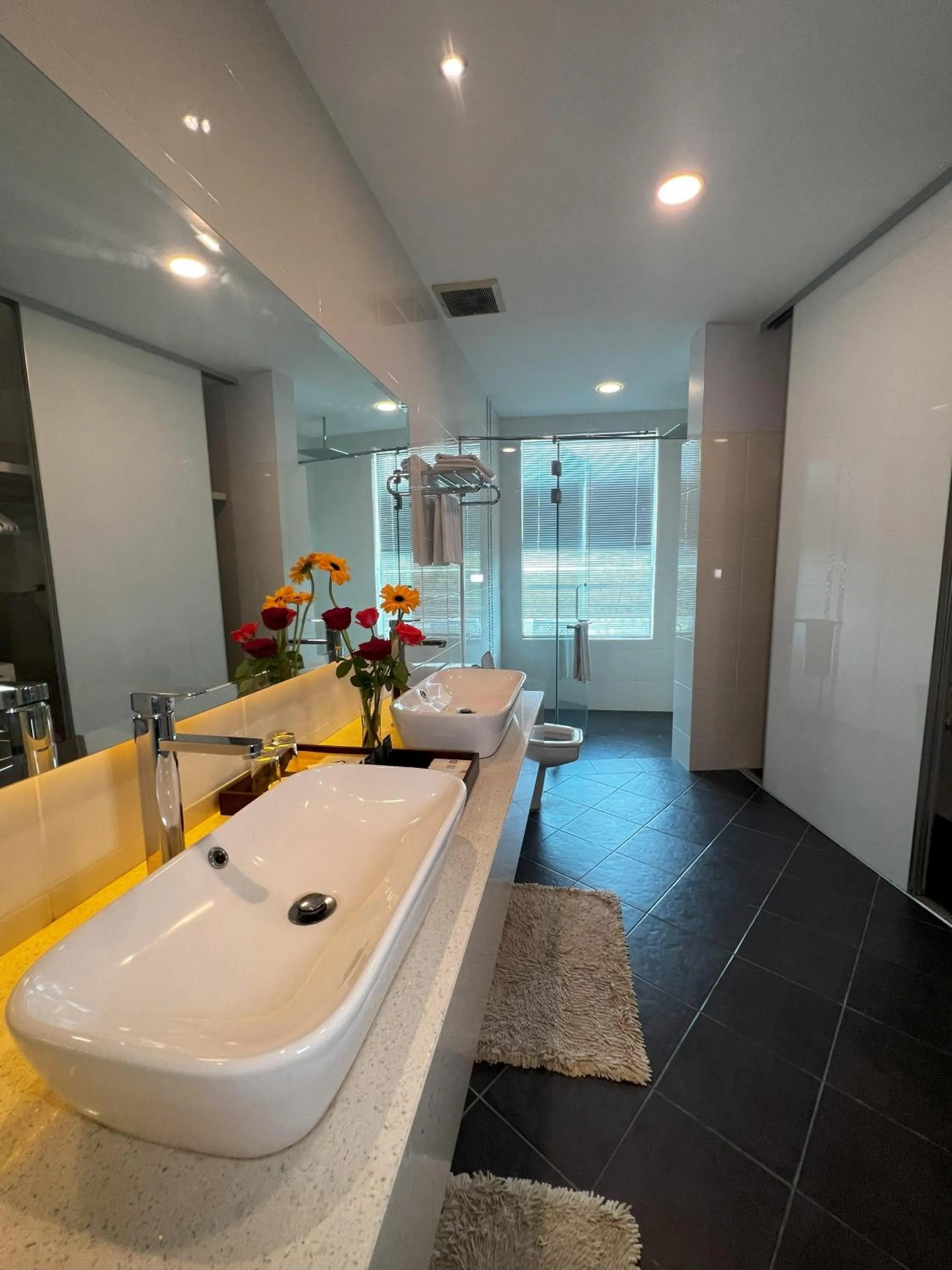 Bathroom in Cenang Plaza Beach Hotel