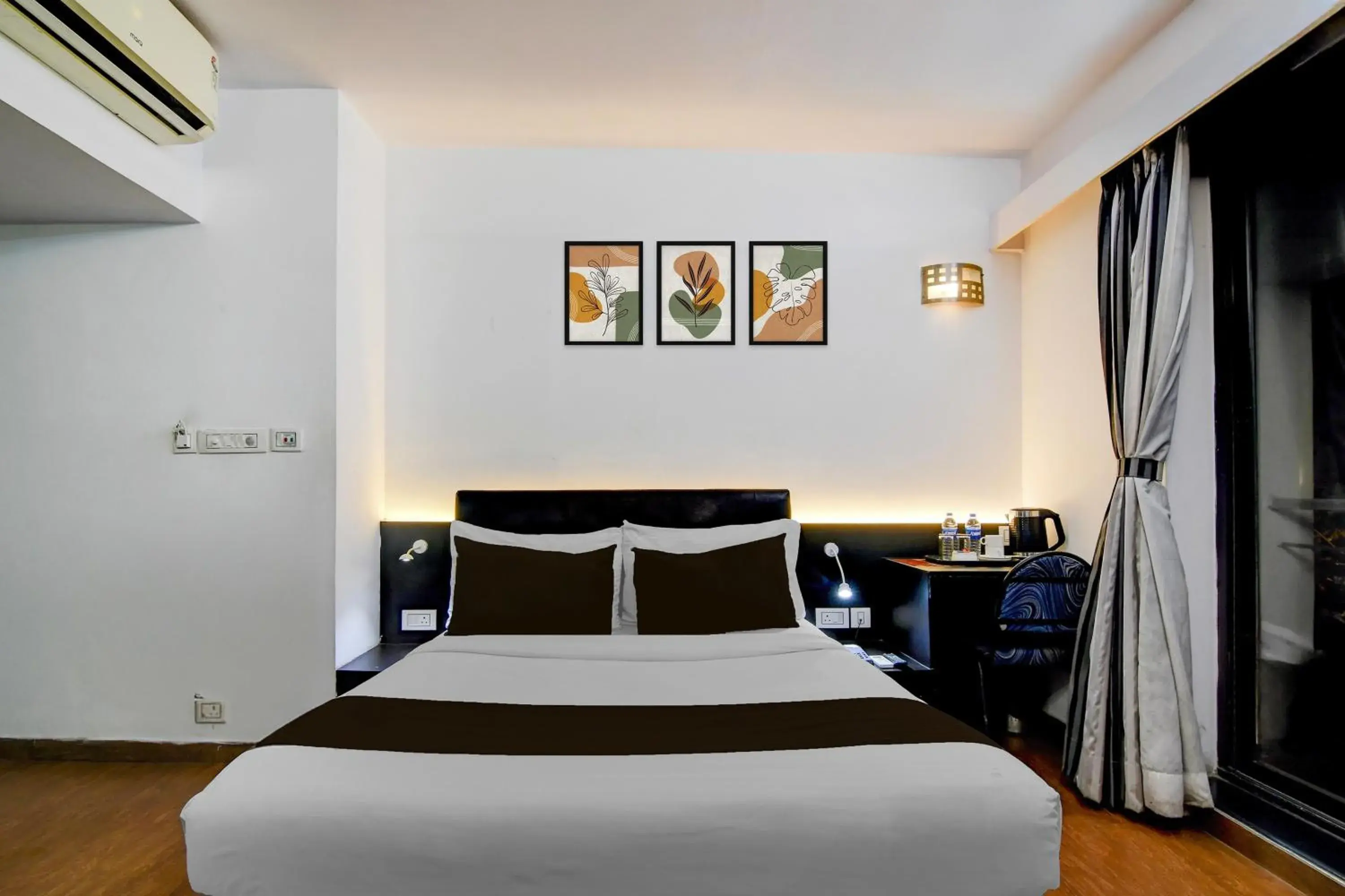 Super Townhouse Oak Ballygunge Formerly Hotel Lovelock Super Townhouse Oak Ballygunge Formerly Hotel Lovelock