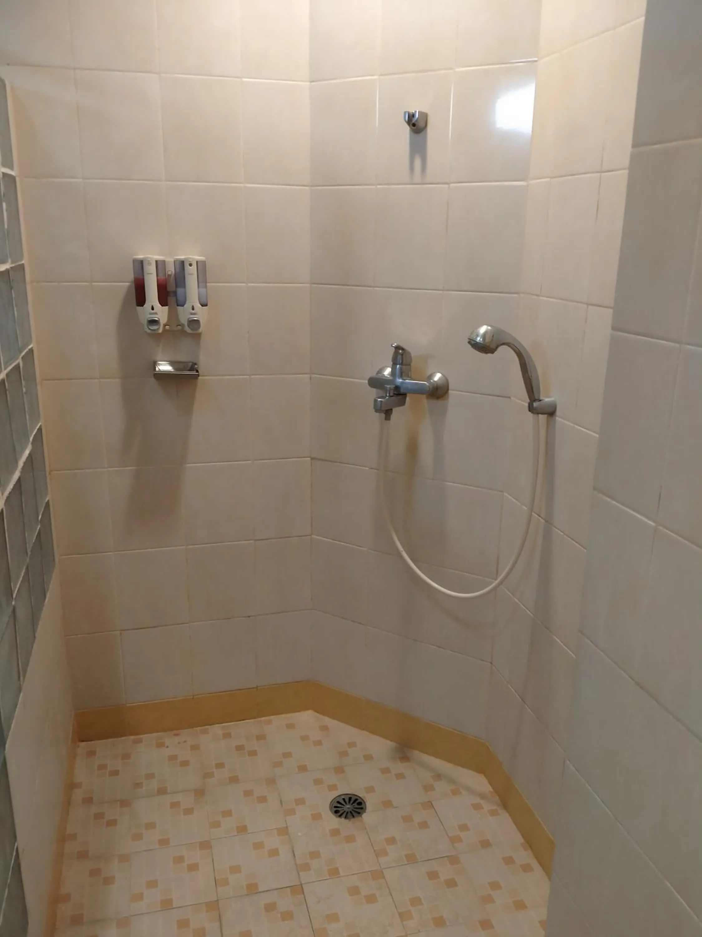 Hotel 678 Kemang Powered By Cocotel