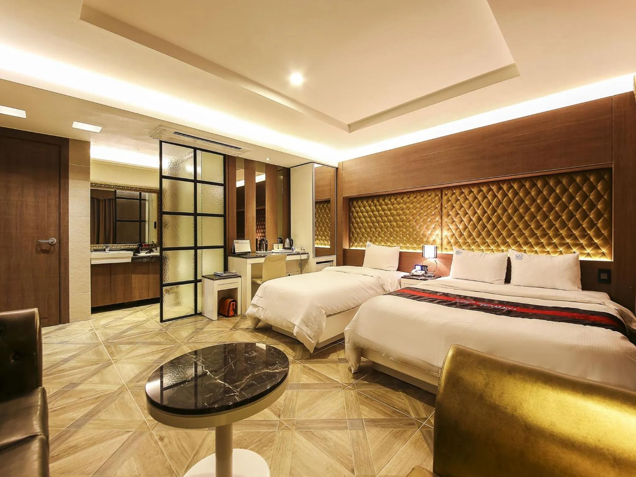 Bed in Zenith Tourist Hotel