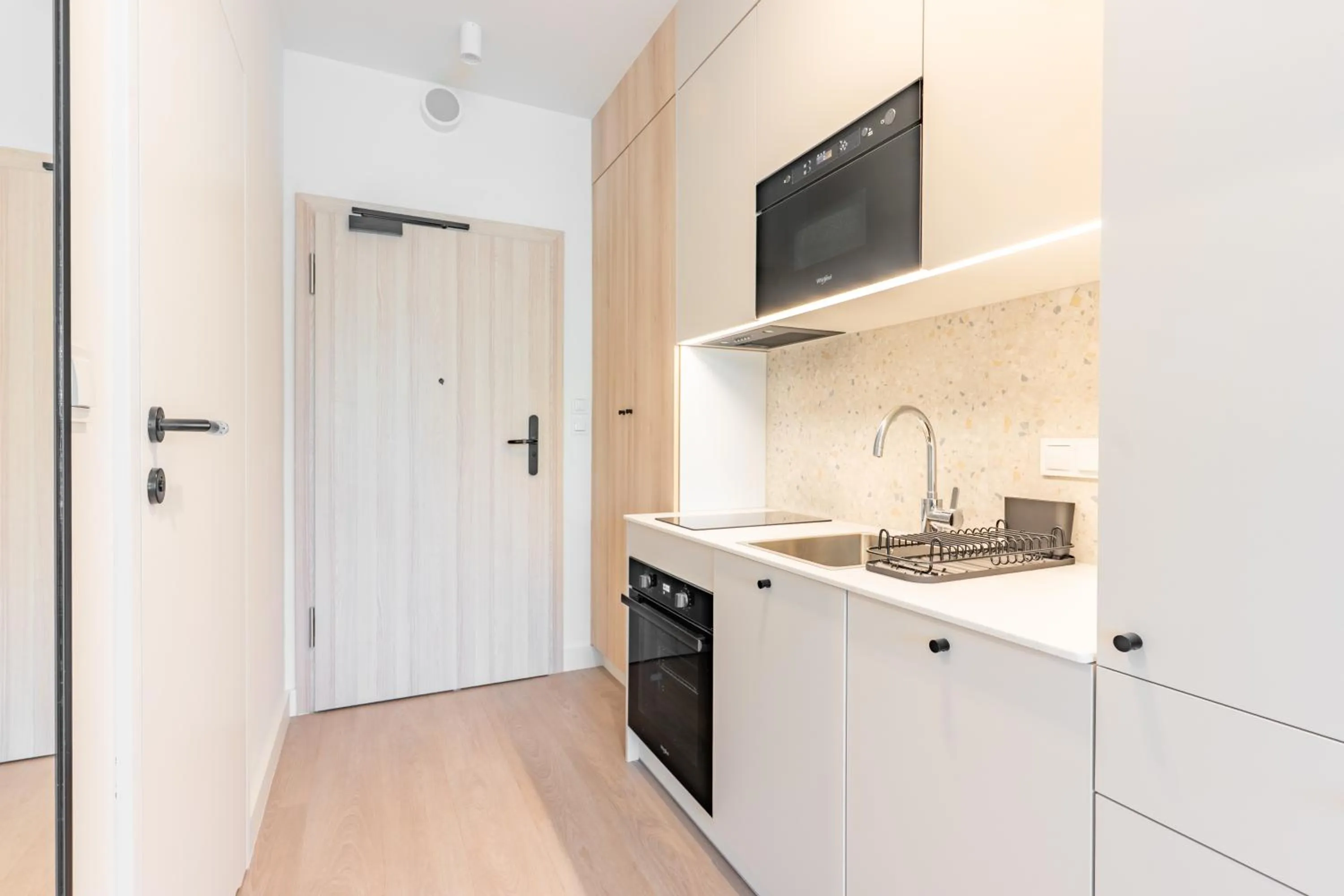 Kitchen or kitchenette in Noli Gdansk Riverside