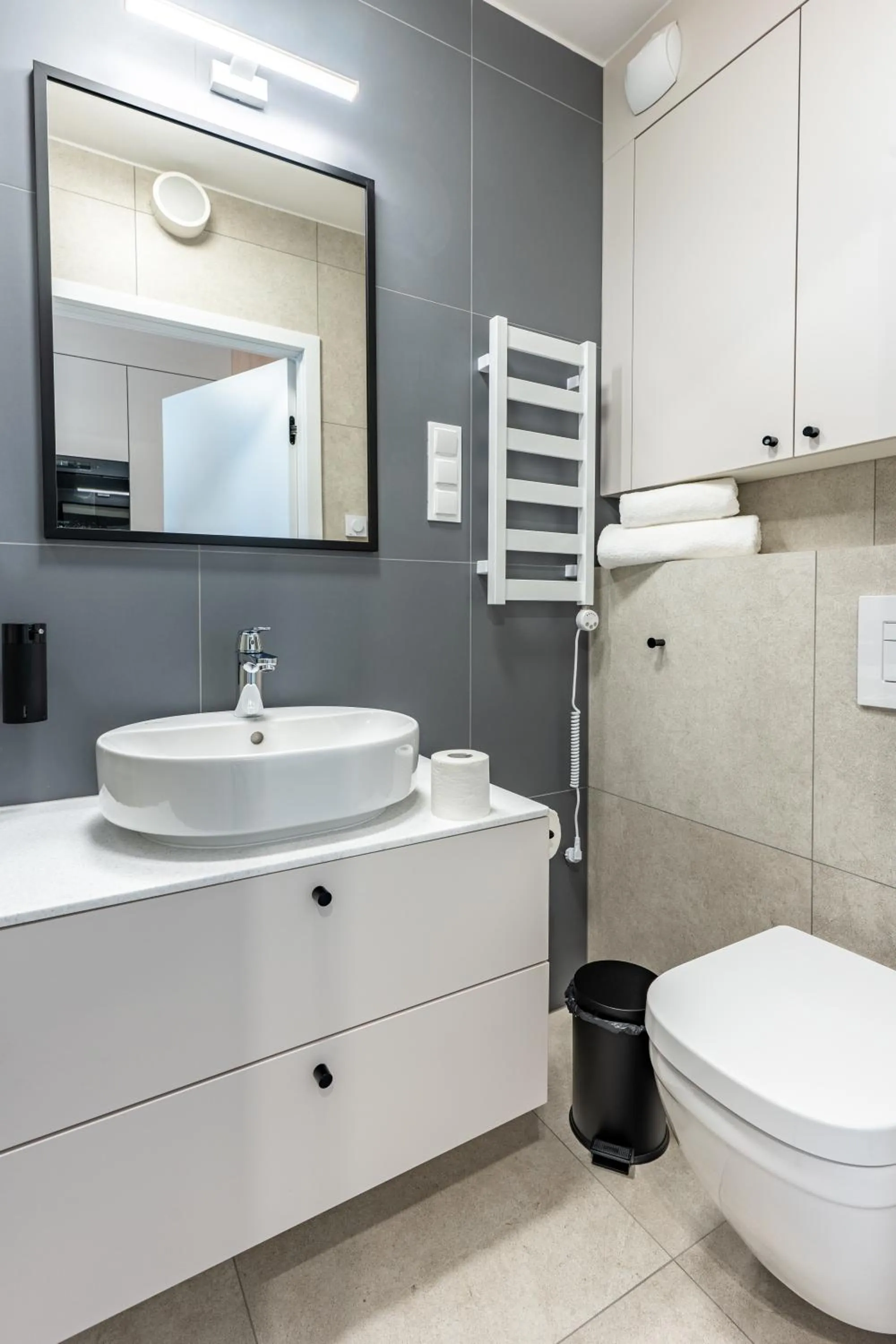 Shower in Noli Gdansk Riverside