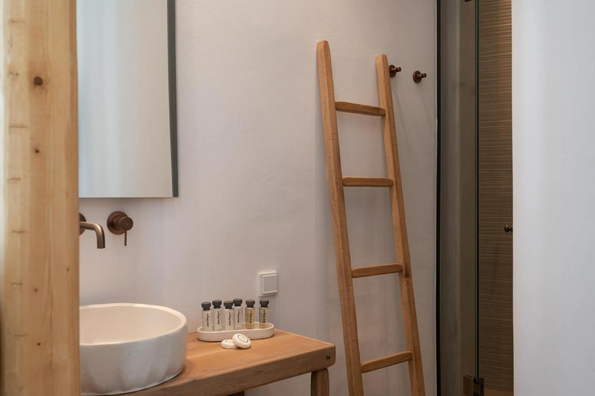 Bathroom in Kosmitis Suites & Villas