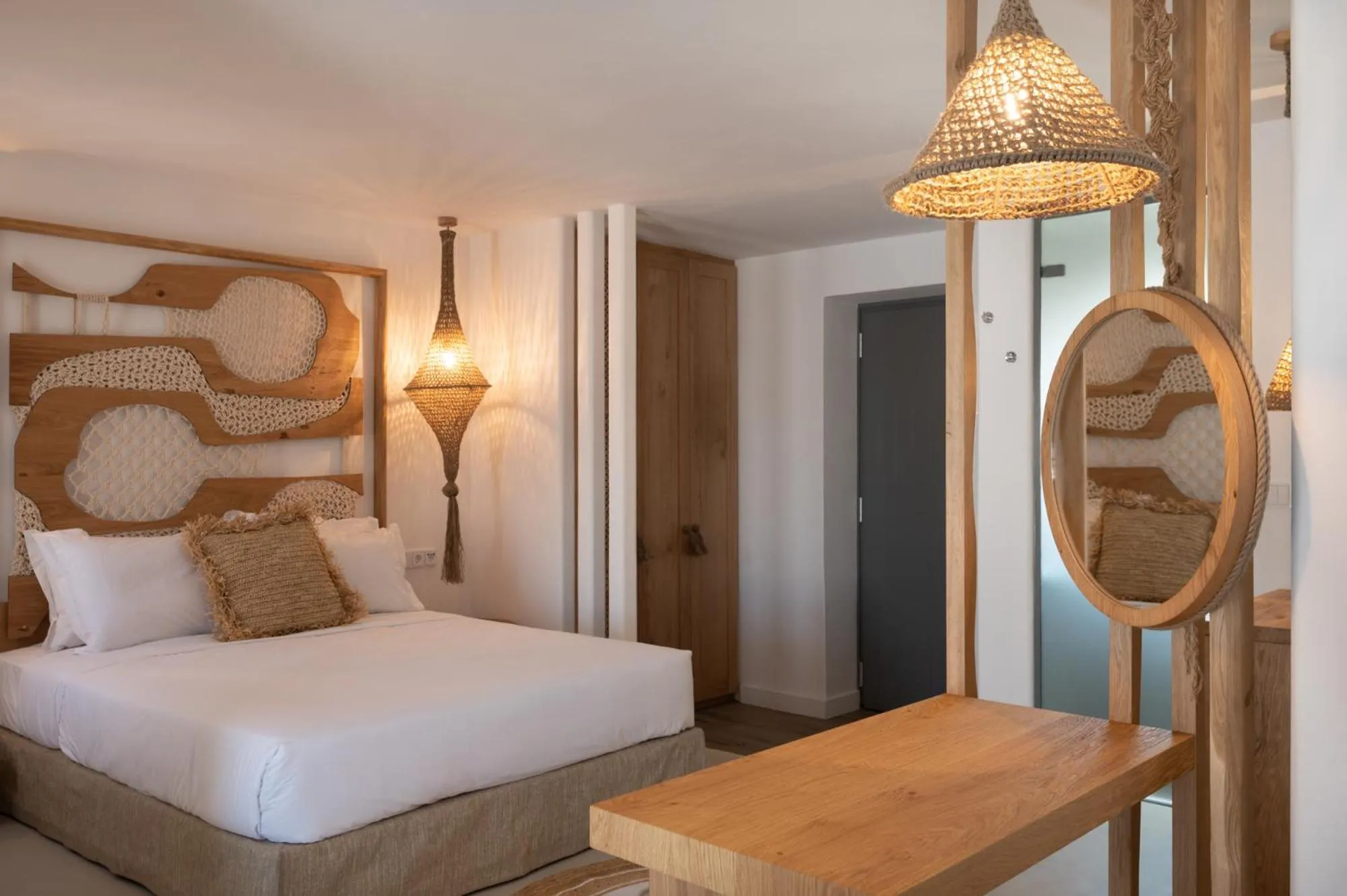 Bedroom, Bed in Kosmitis Suites & Villas