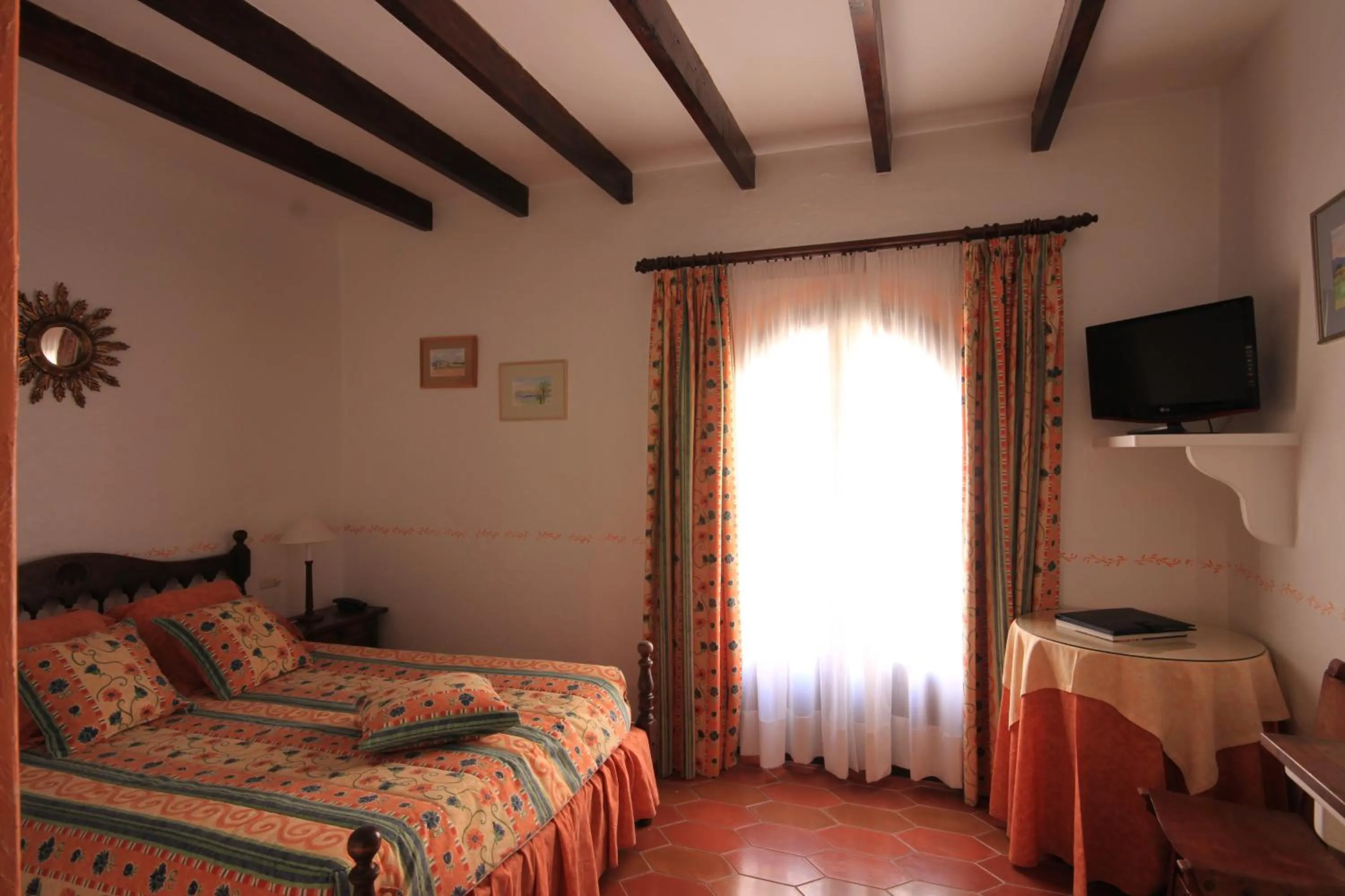 Bed in Petit Hotel Ses Rotges - Only Adults