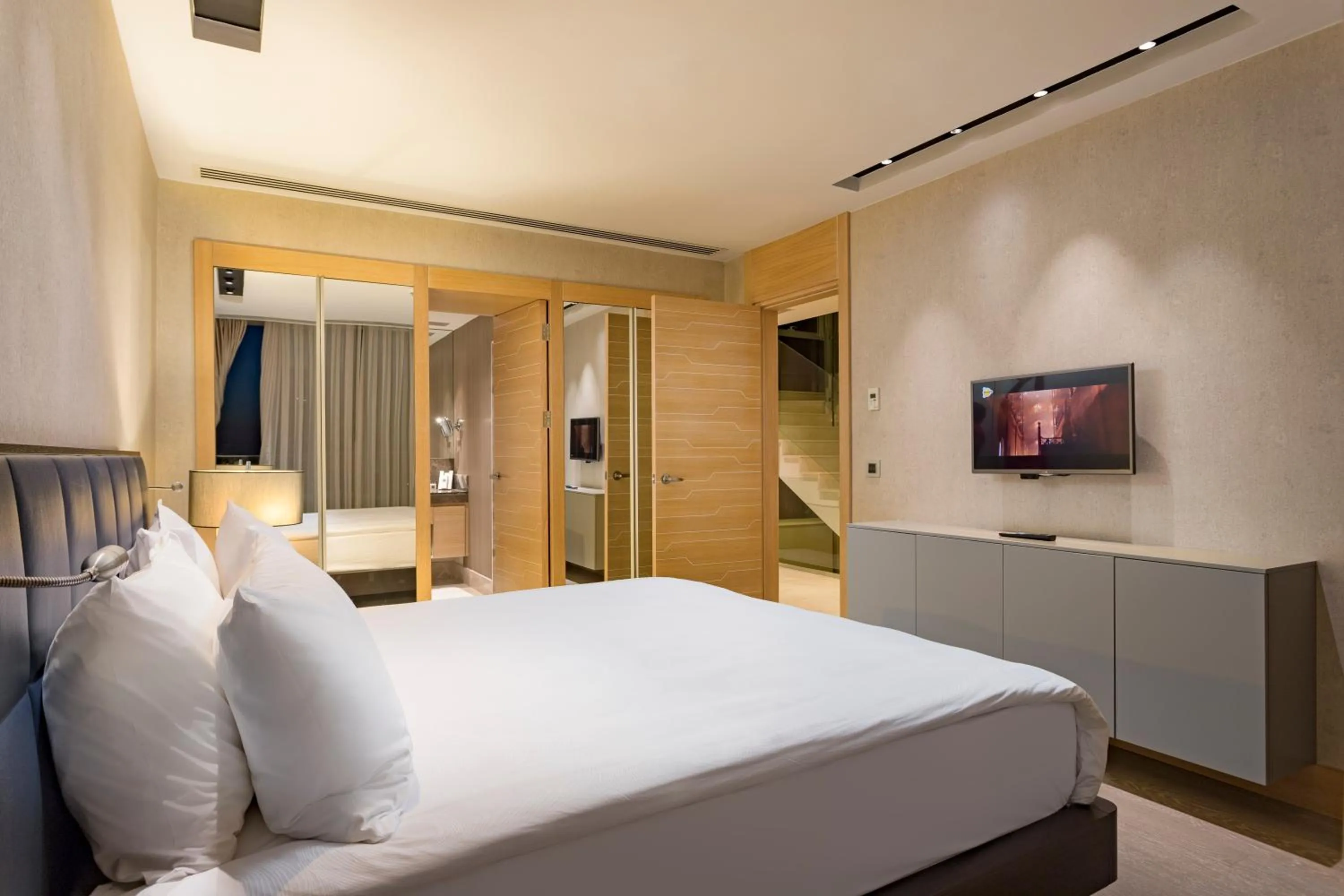 Shower, Bed in Sirene Luxury Hotel Bodrum