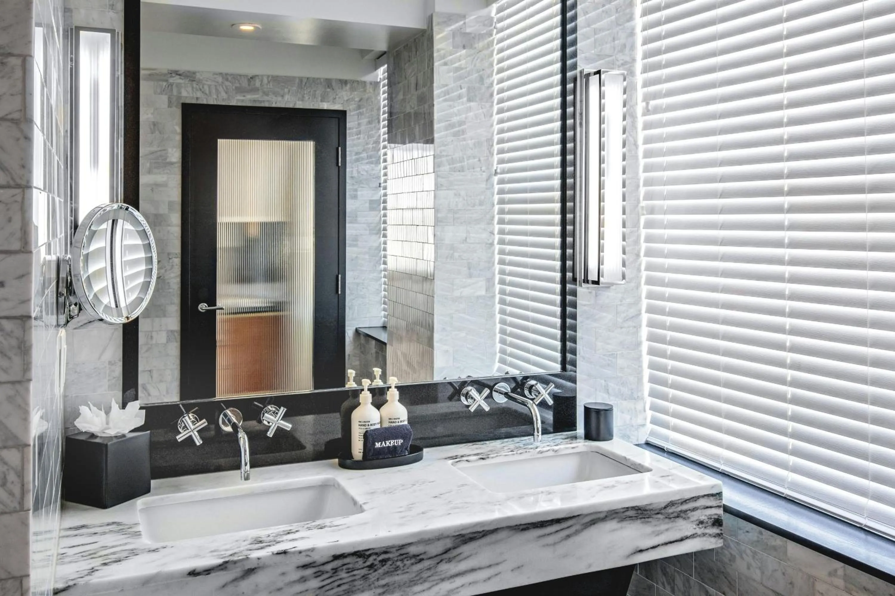 Photo of the whole room in The Press Hotel, Autograph Collection