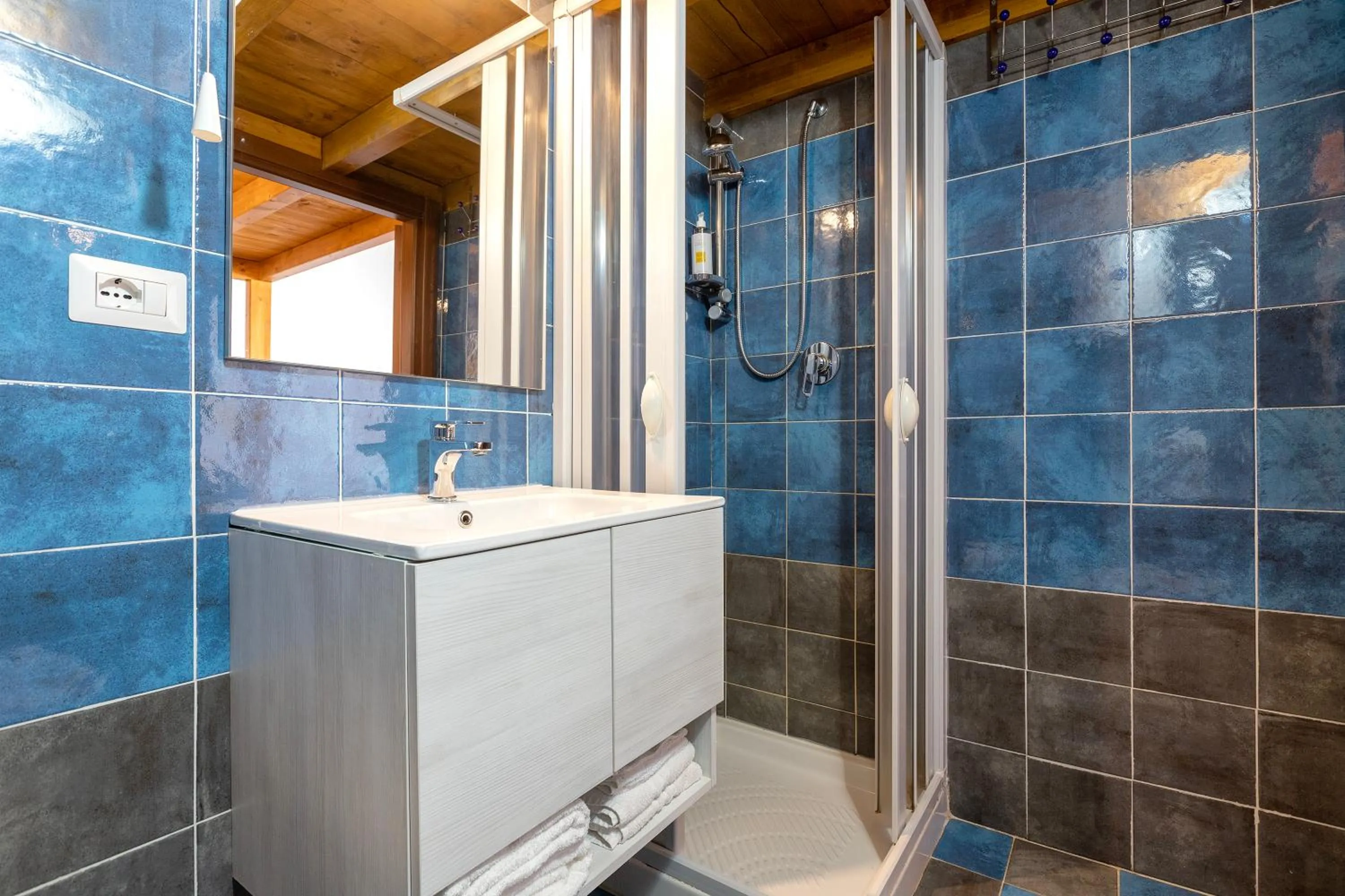 Bathroom in Alguer Guest House