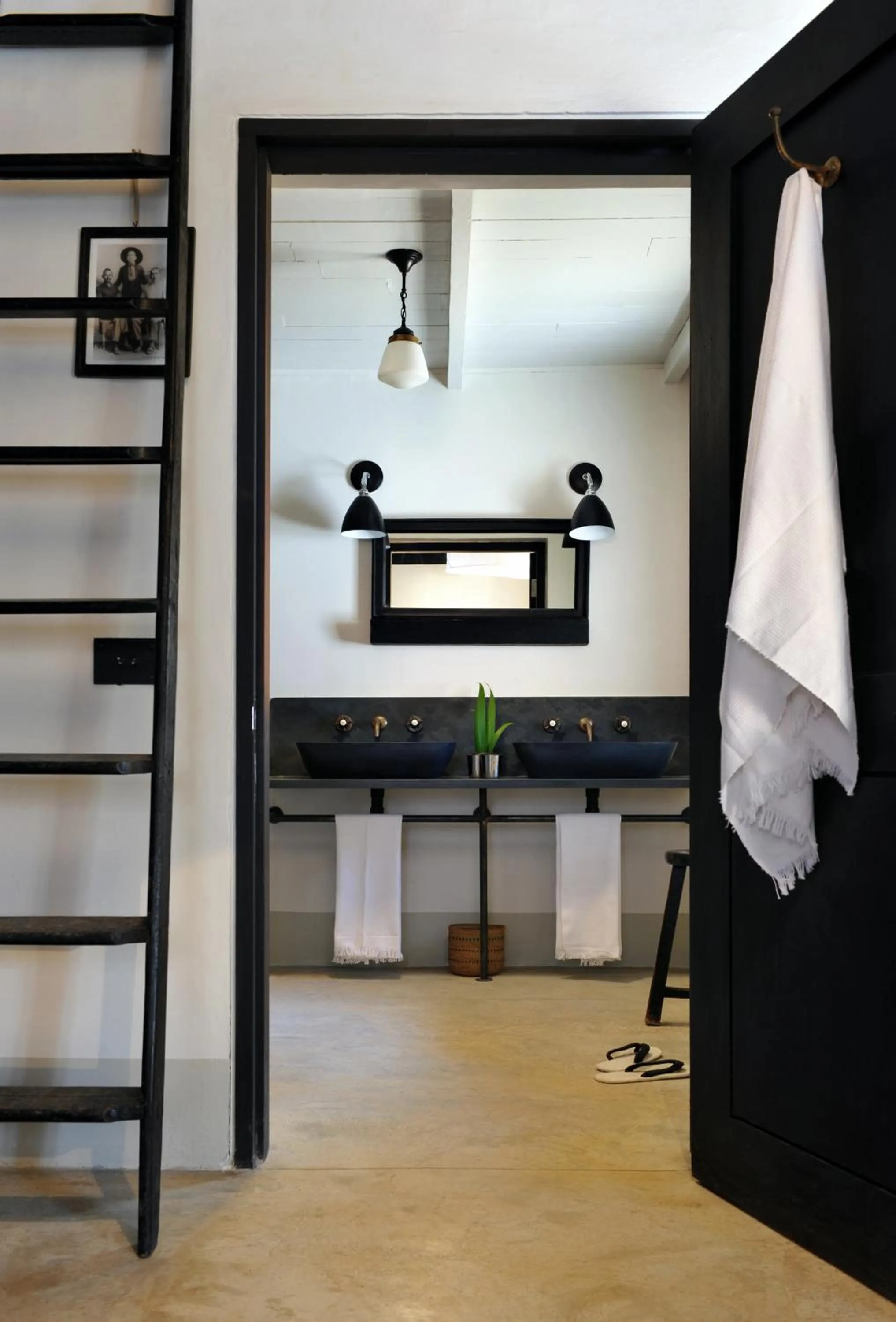 Bathroom in Satyagraha House