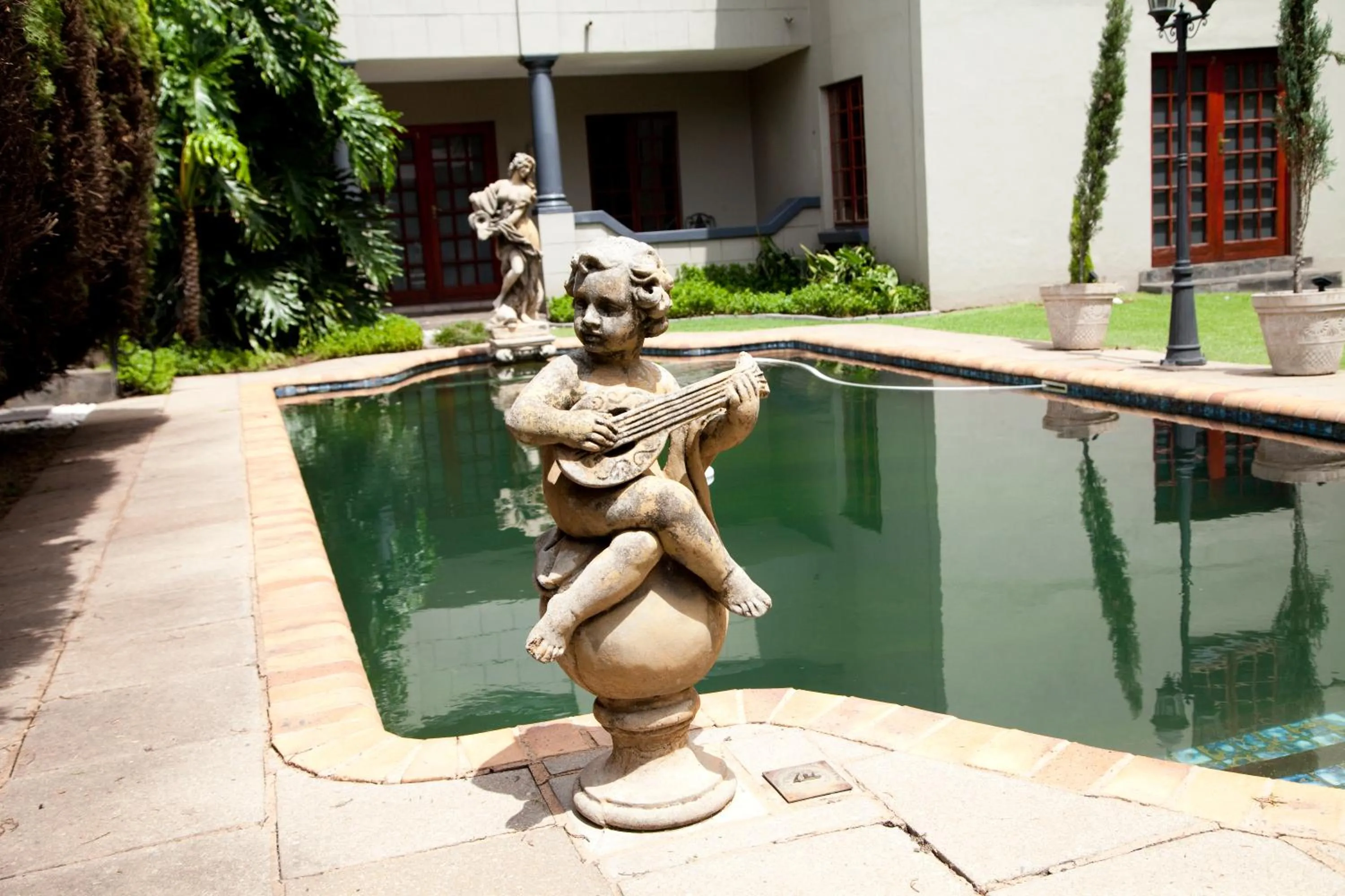 Swimming pool in The Gables Middelburg MPU