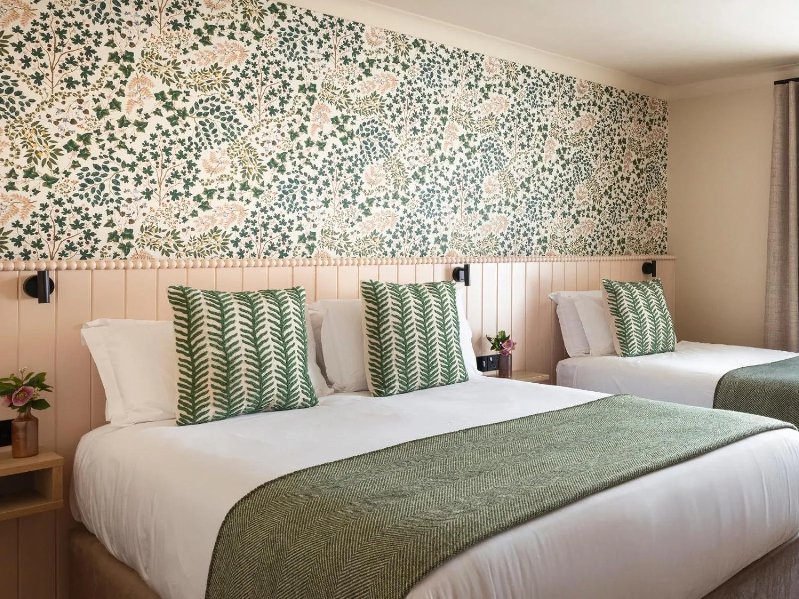 Bed in The Ashe Hotel