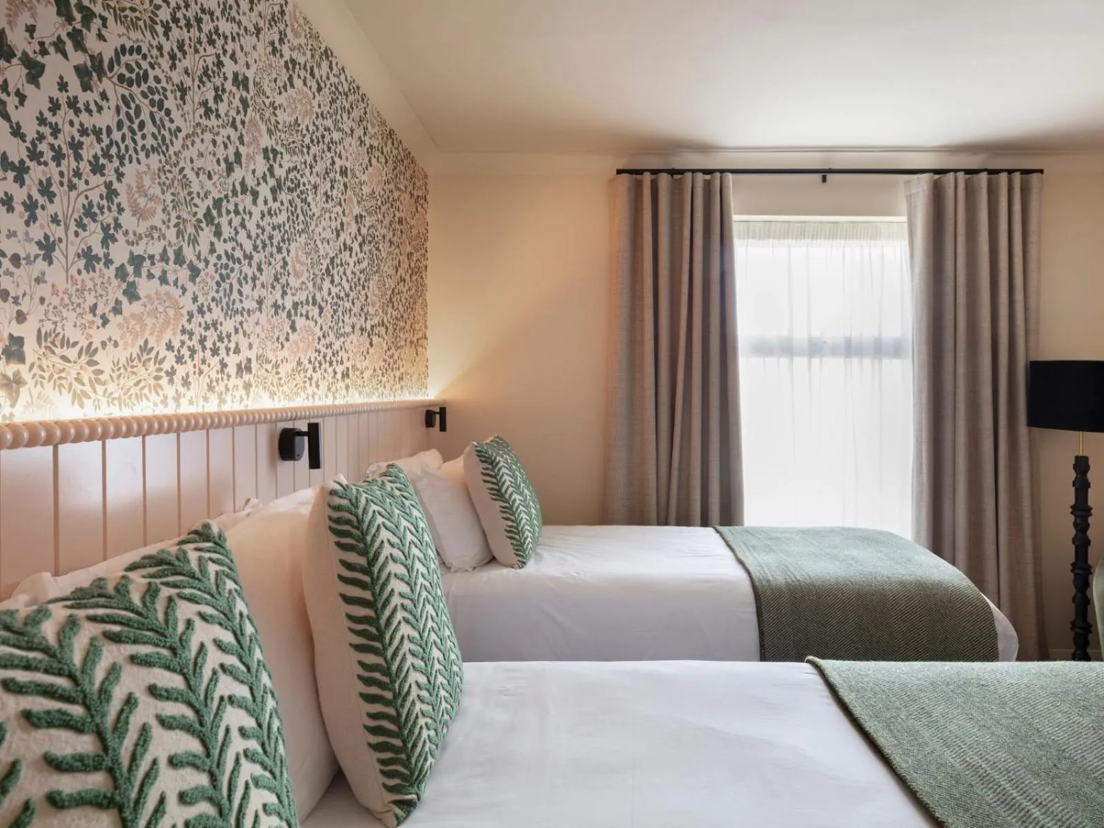 Bed in The Ashe Hotel