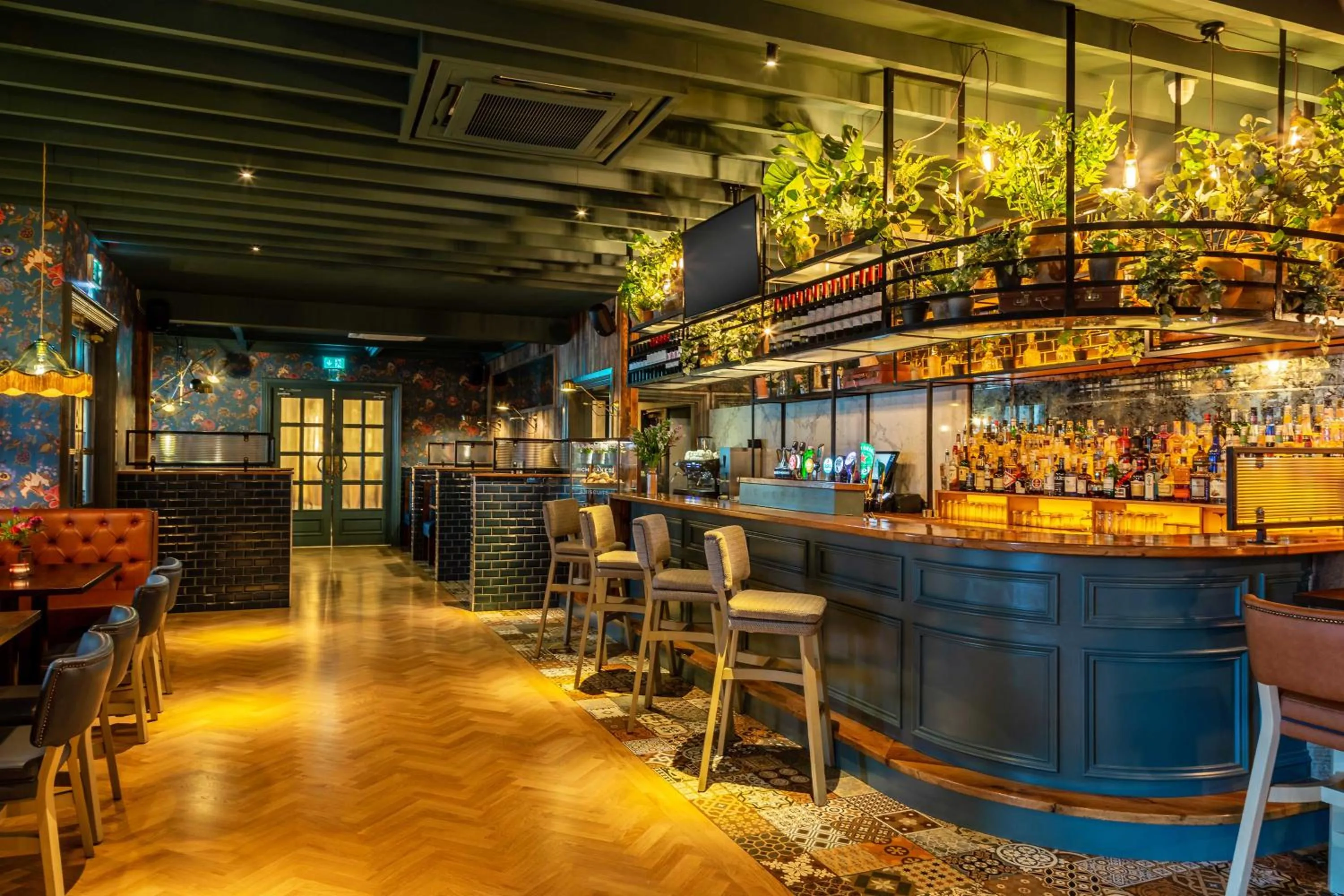 Lounge or bar in The Ashe Hotel