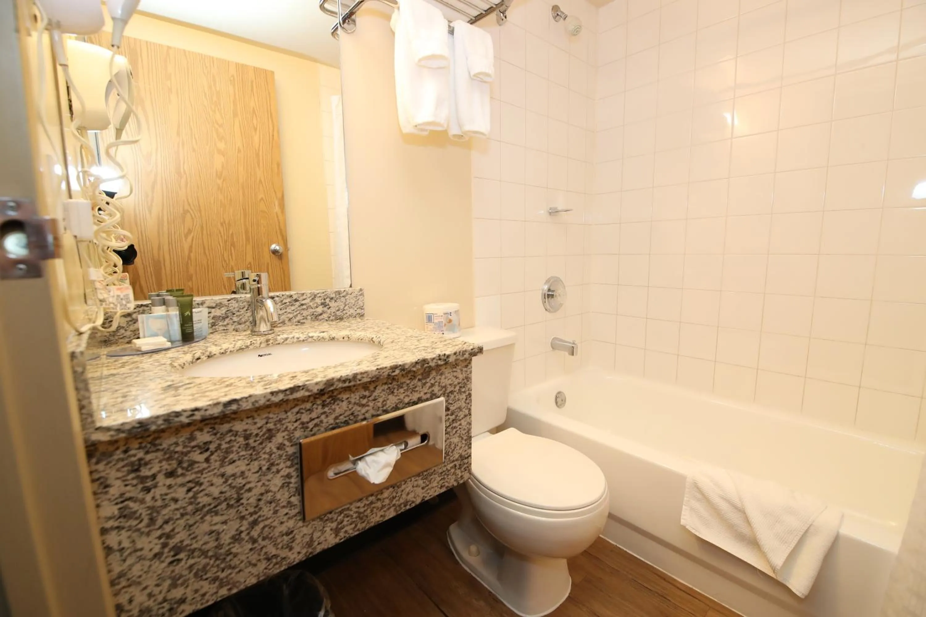 Bathroom in Stonebridge Hotel