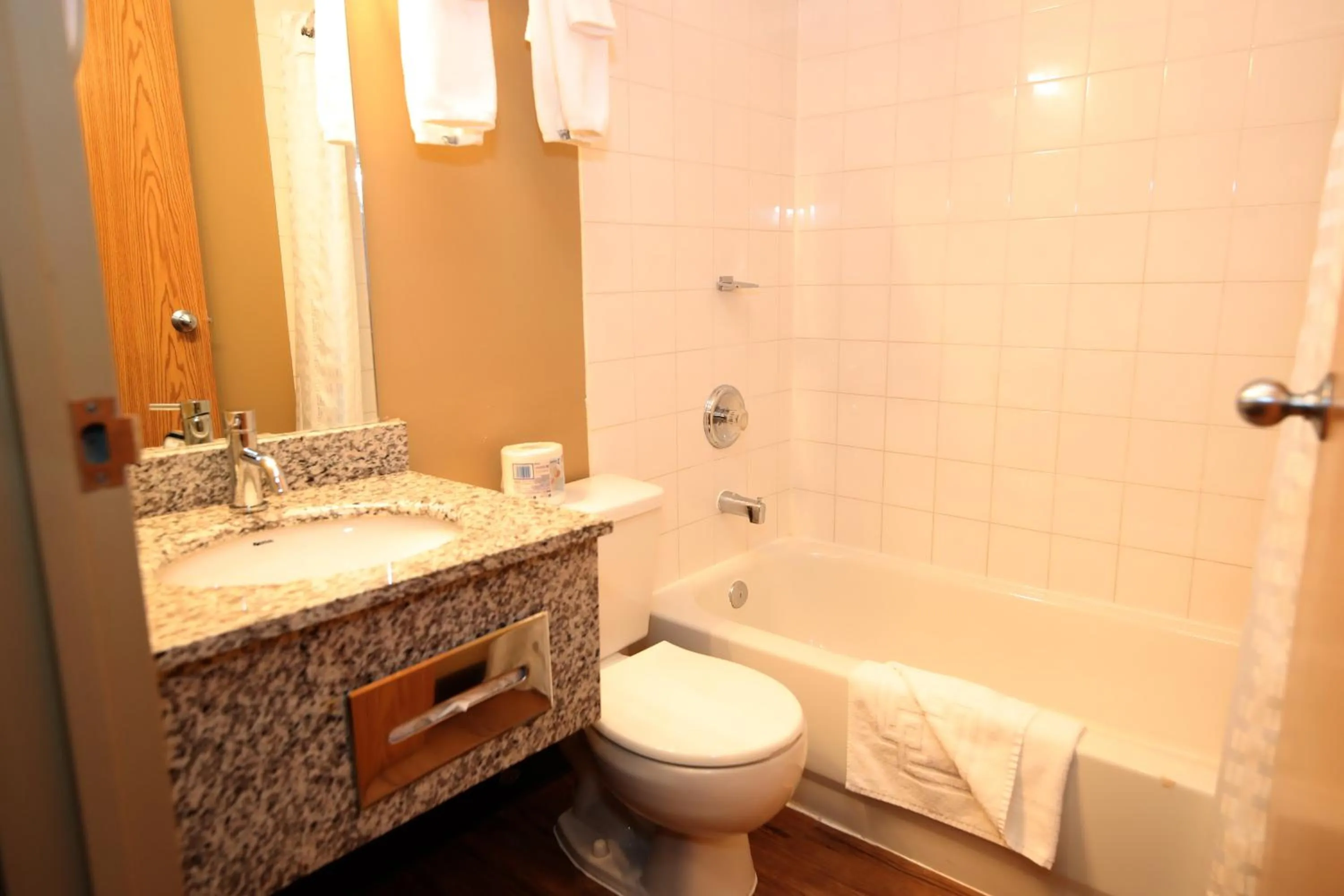 Bathroom in Stonebridge Hotel