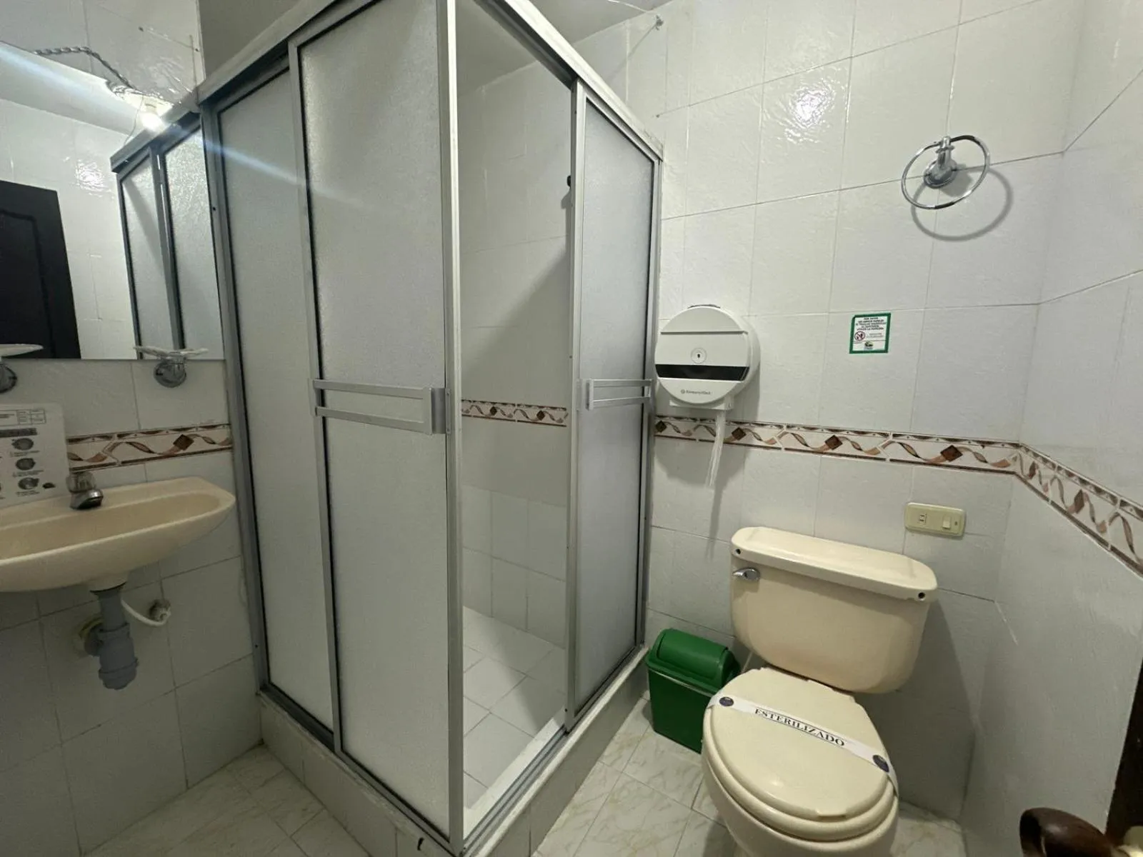 Bathroom in Hotel El Bosque