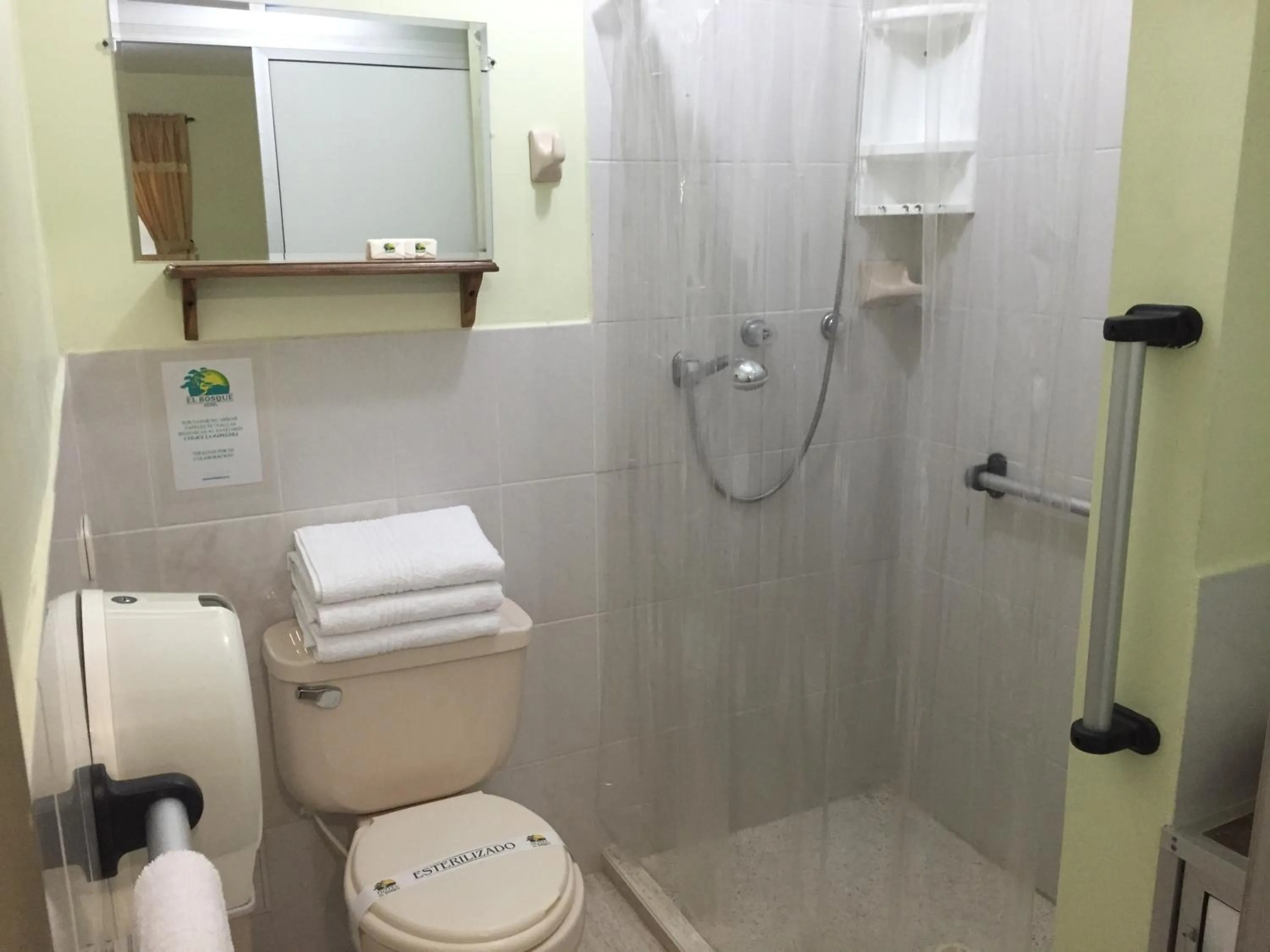 Bathroom in Hotel El Bosque