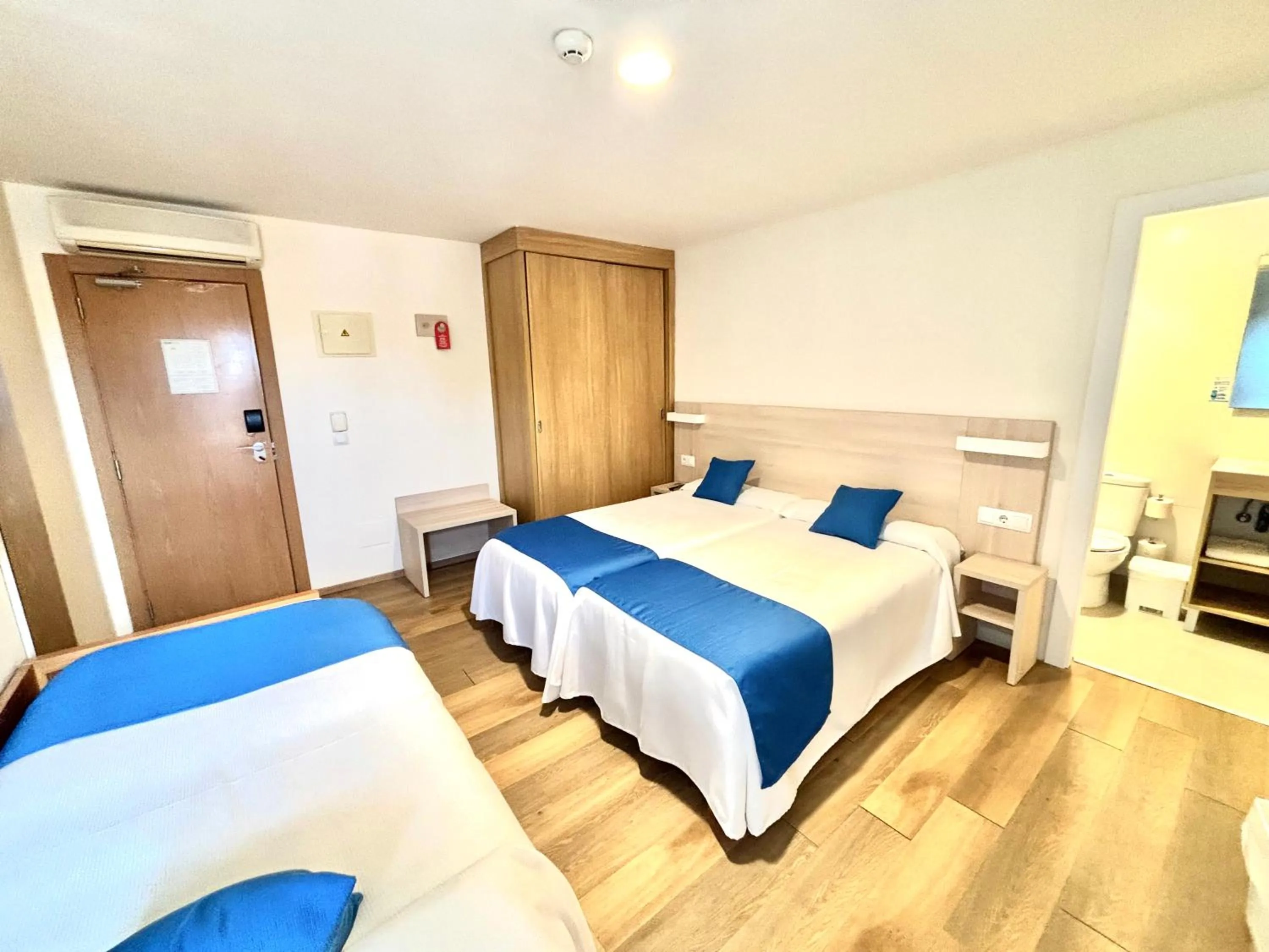 Superior Double Room in Bluewater Hotel
