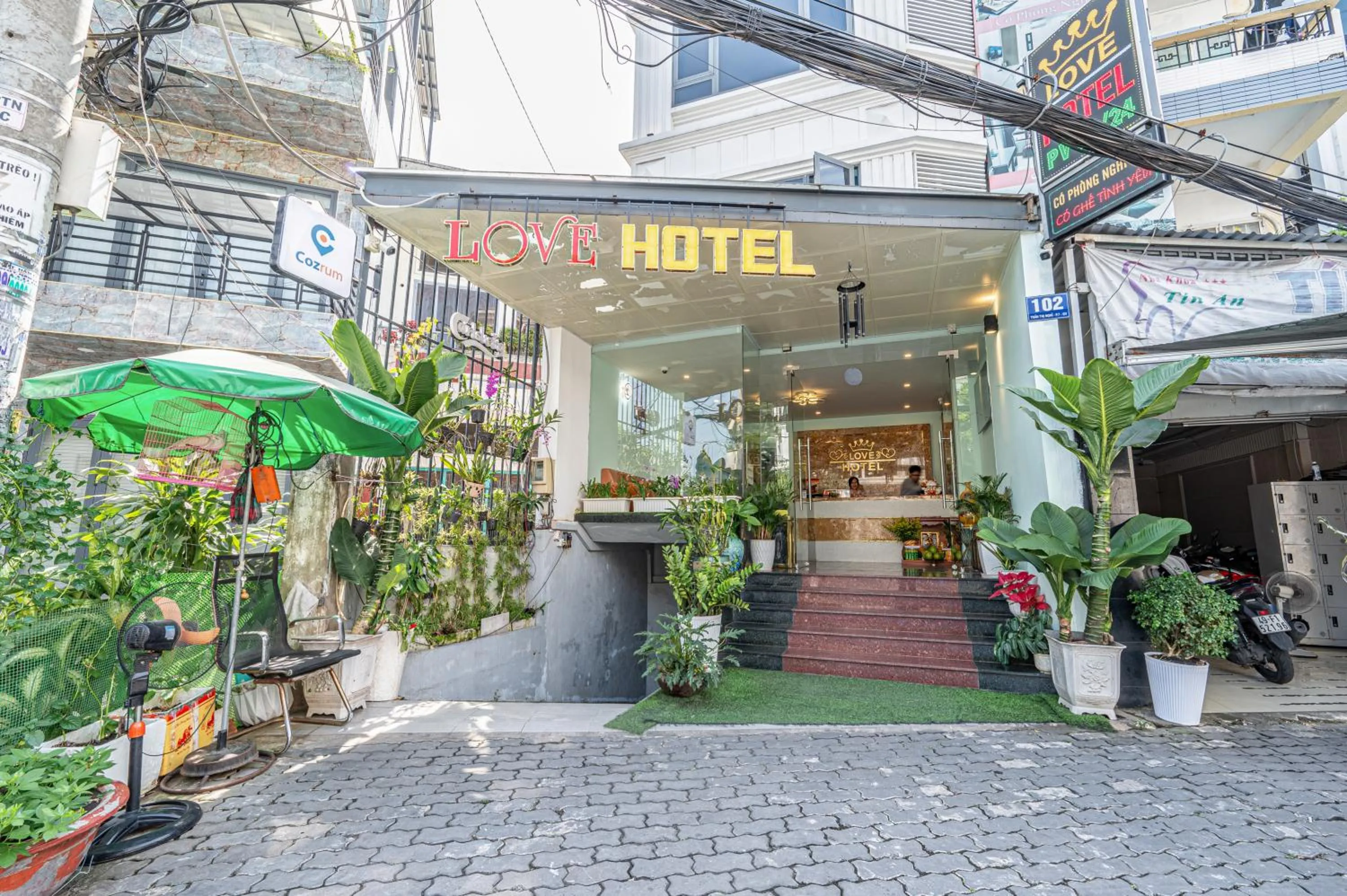 Facade/entrance in Cozrum - Love Hotel Trần Thị Nghỉ