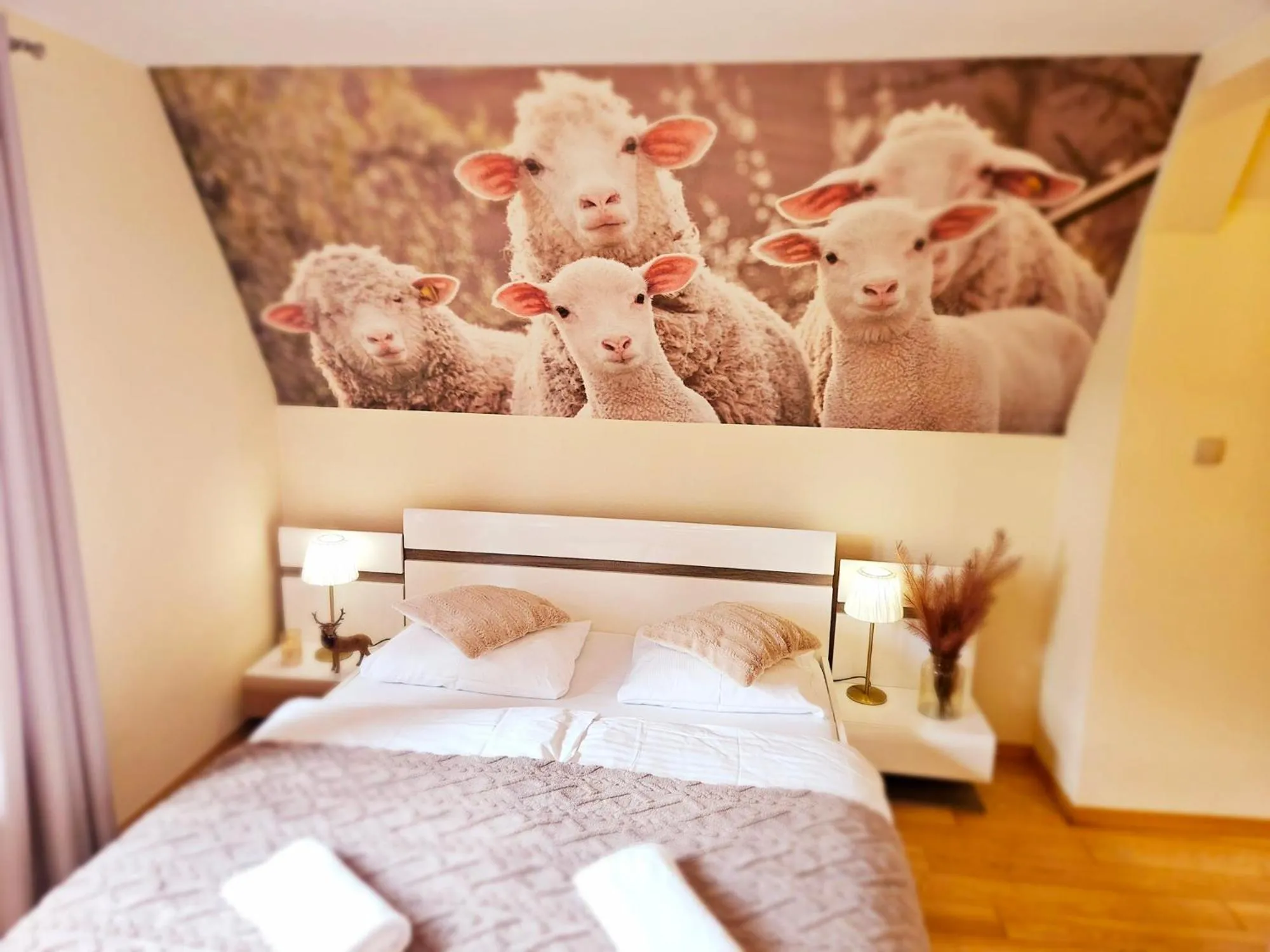 Bed in Willa Regina II Resort & SPA