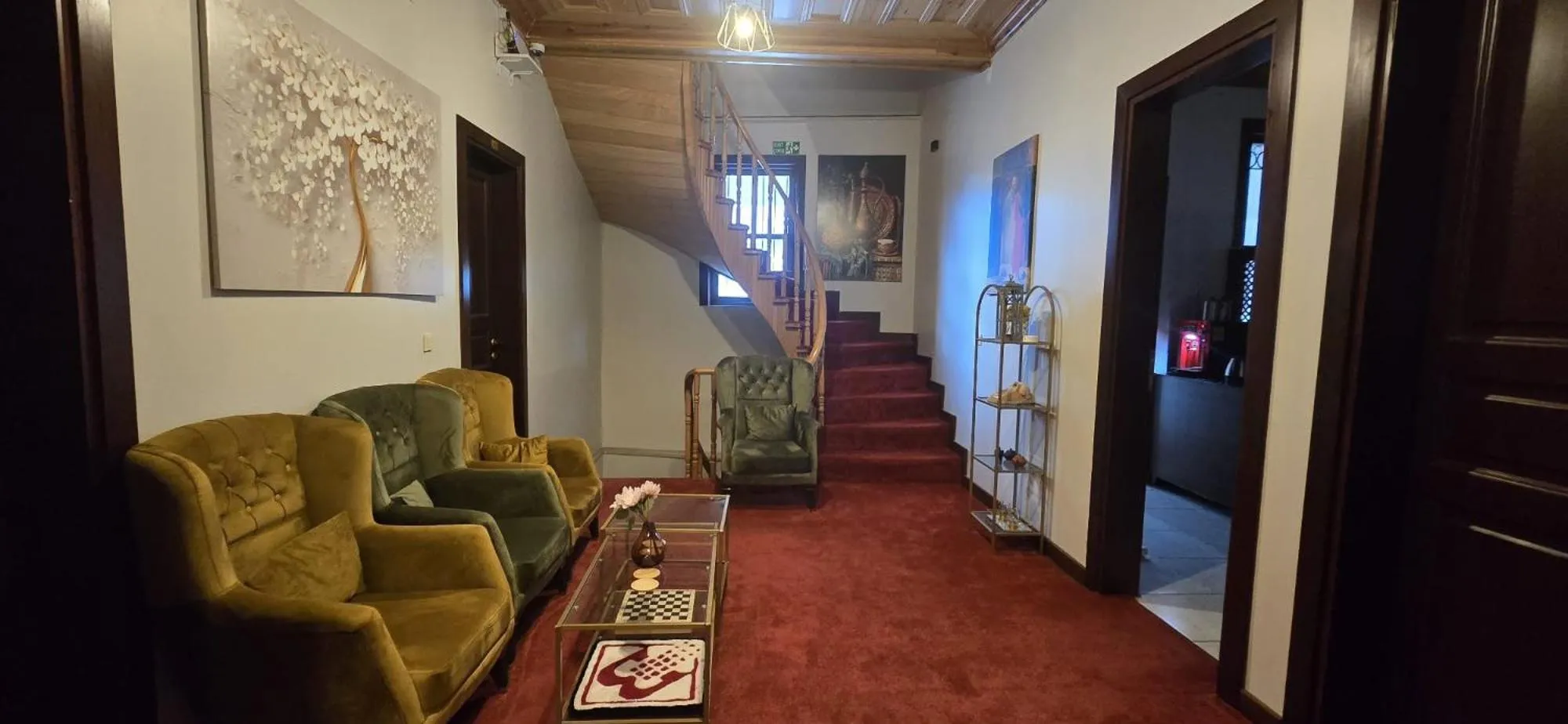 Communal lounge/ TV room in Grand Bedir