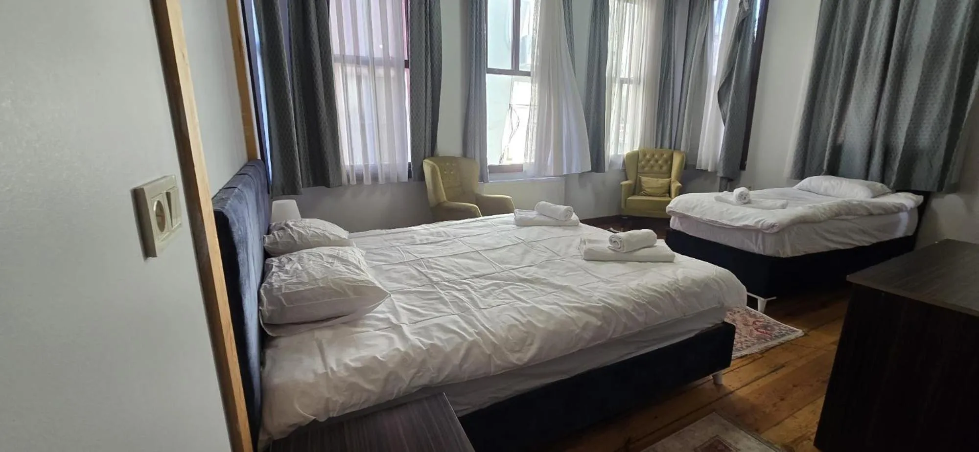 Photo of the whole room, Bed in Grand Bedir