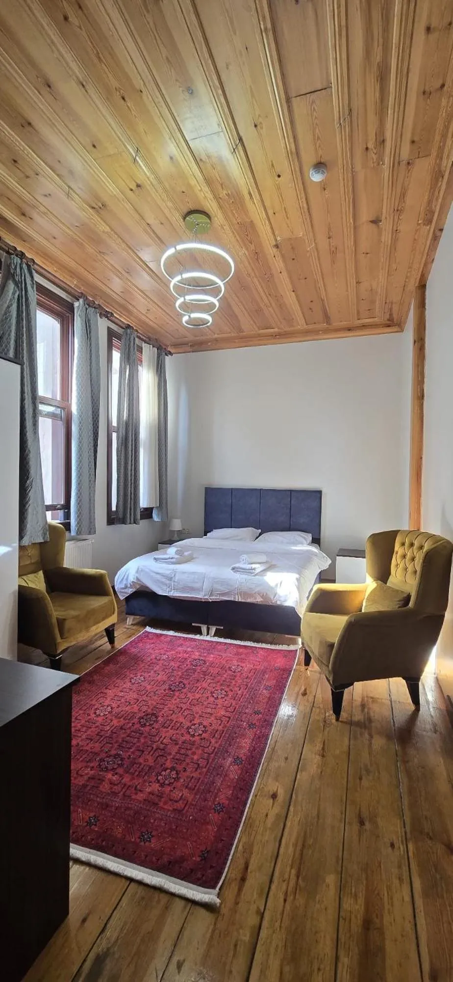 Photo of the whole room, Bed in Grand Bedir