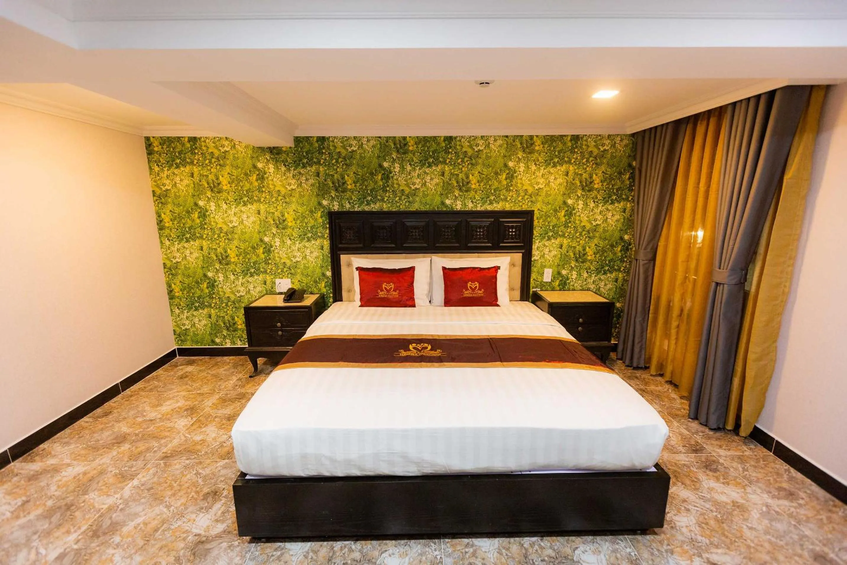 Bedroom, Bed in Collection O Havana Airport Hotel