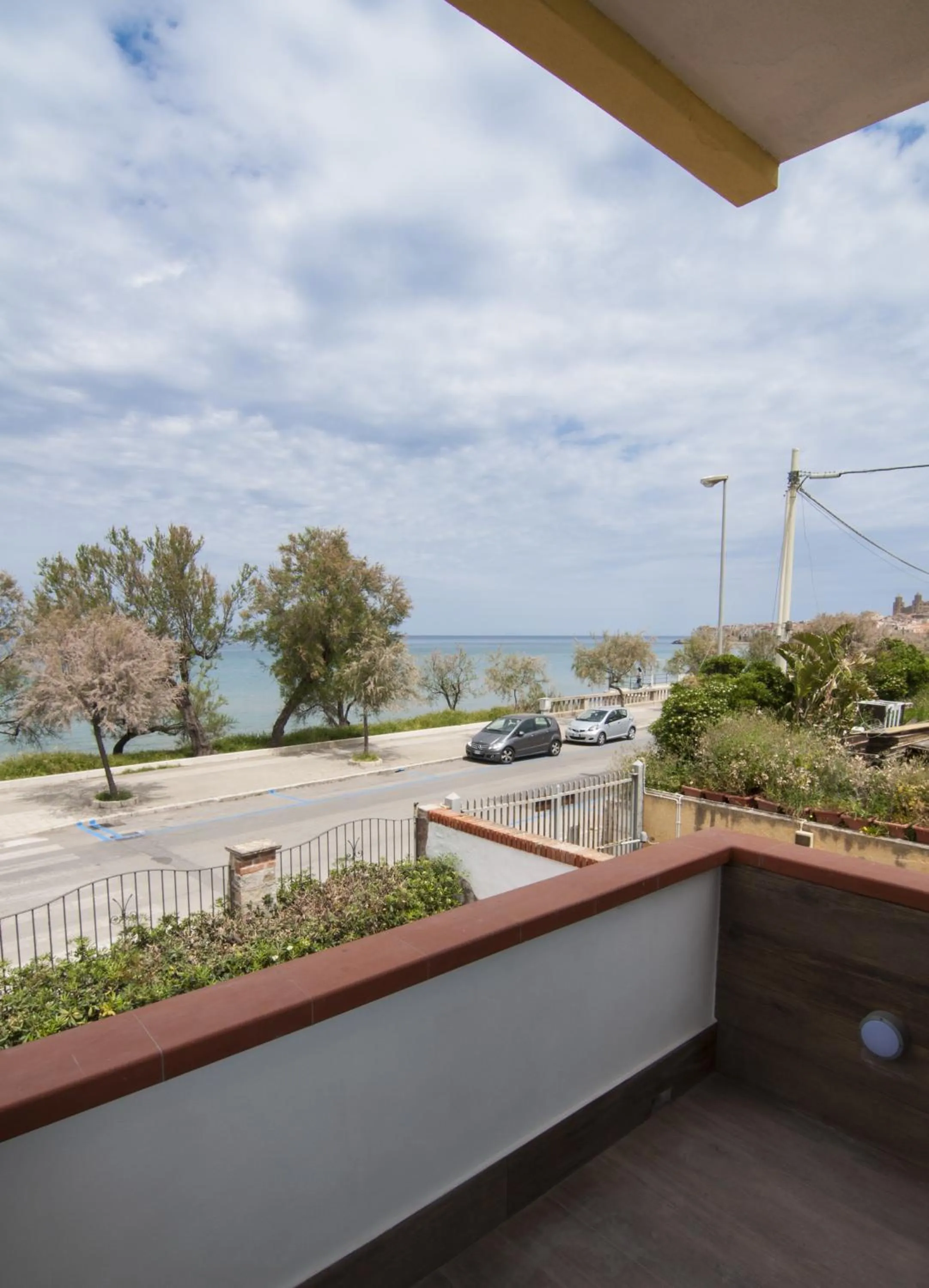 Day in Villa Cerniglia Plus