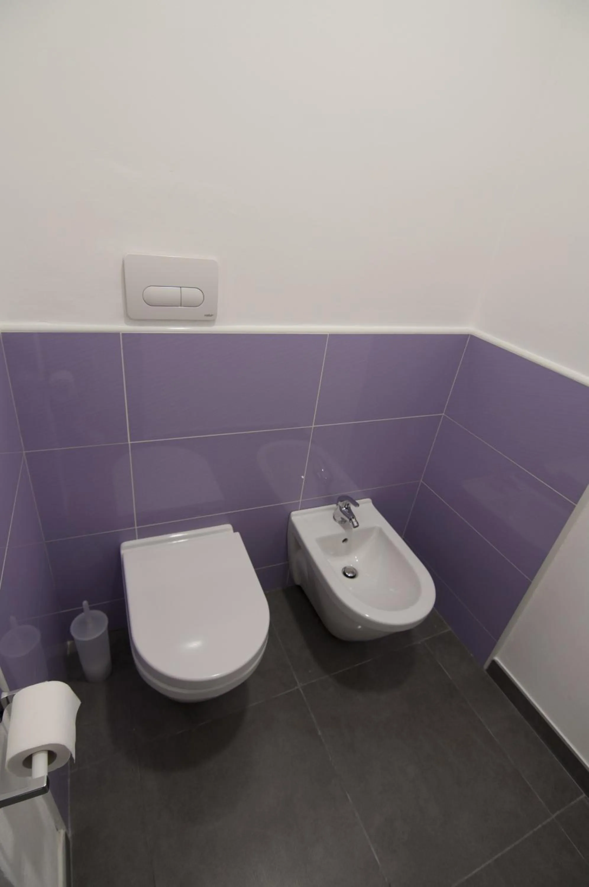 Shower in Villa Cerniglia Plus