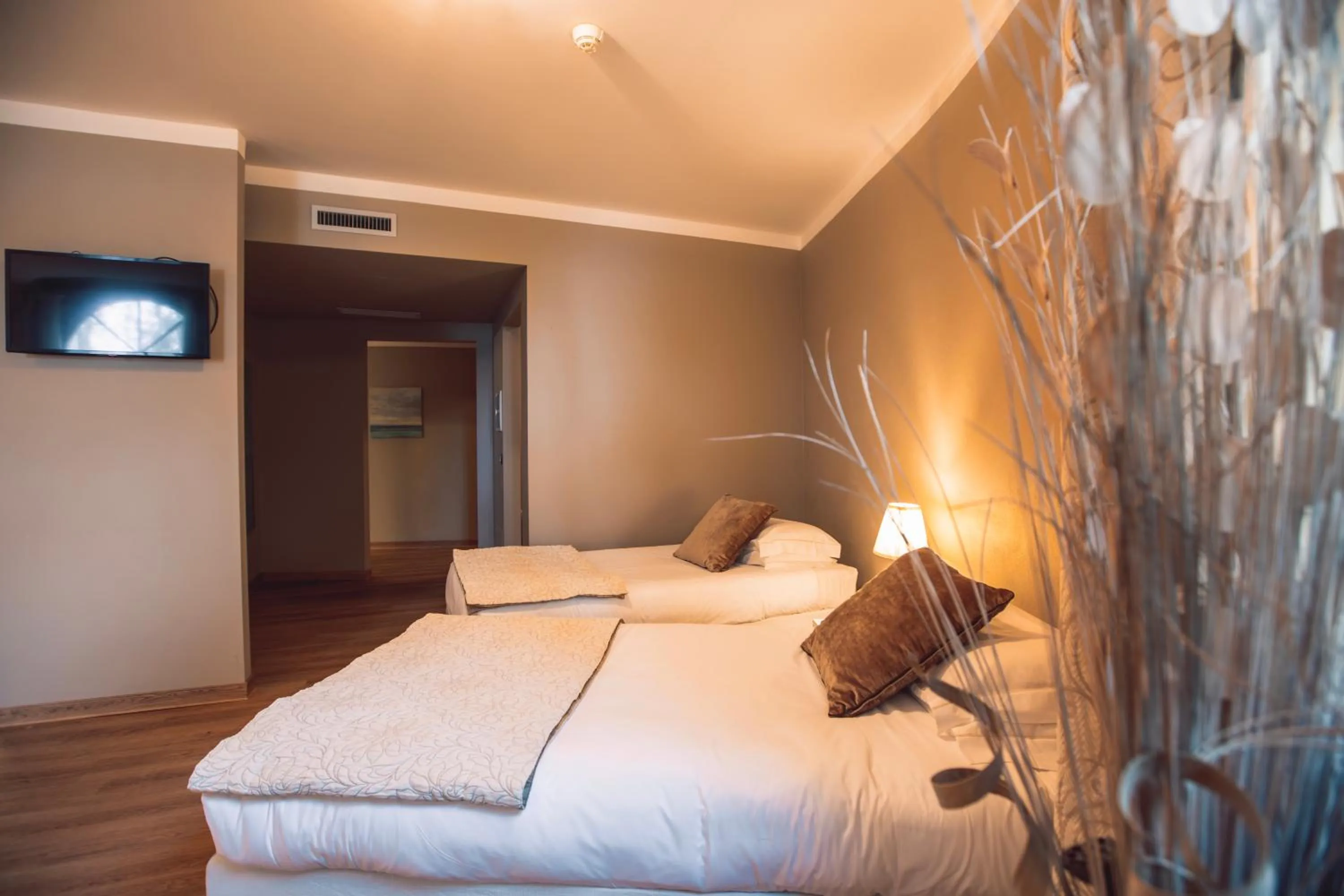 Bed in Hotel Villa Maria Au Lac - Estella Hotels Italia