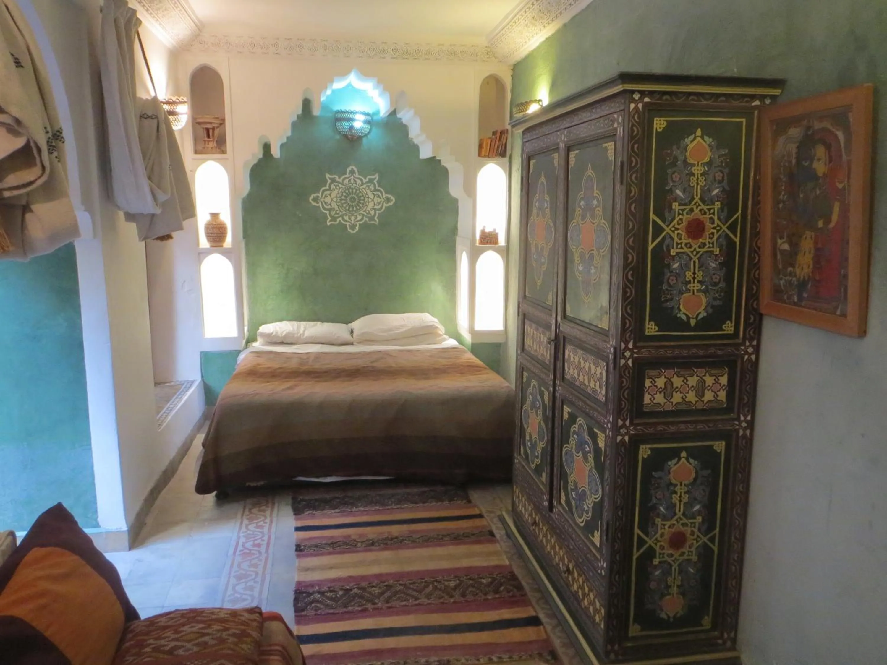 Photo of the whole room, Bed in Riad Maizie