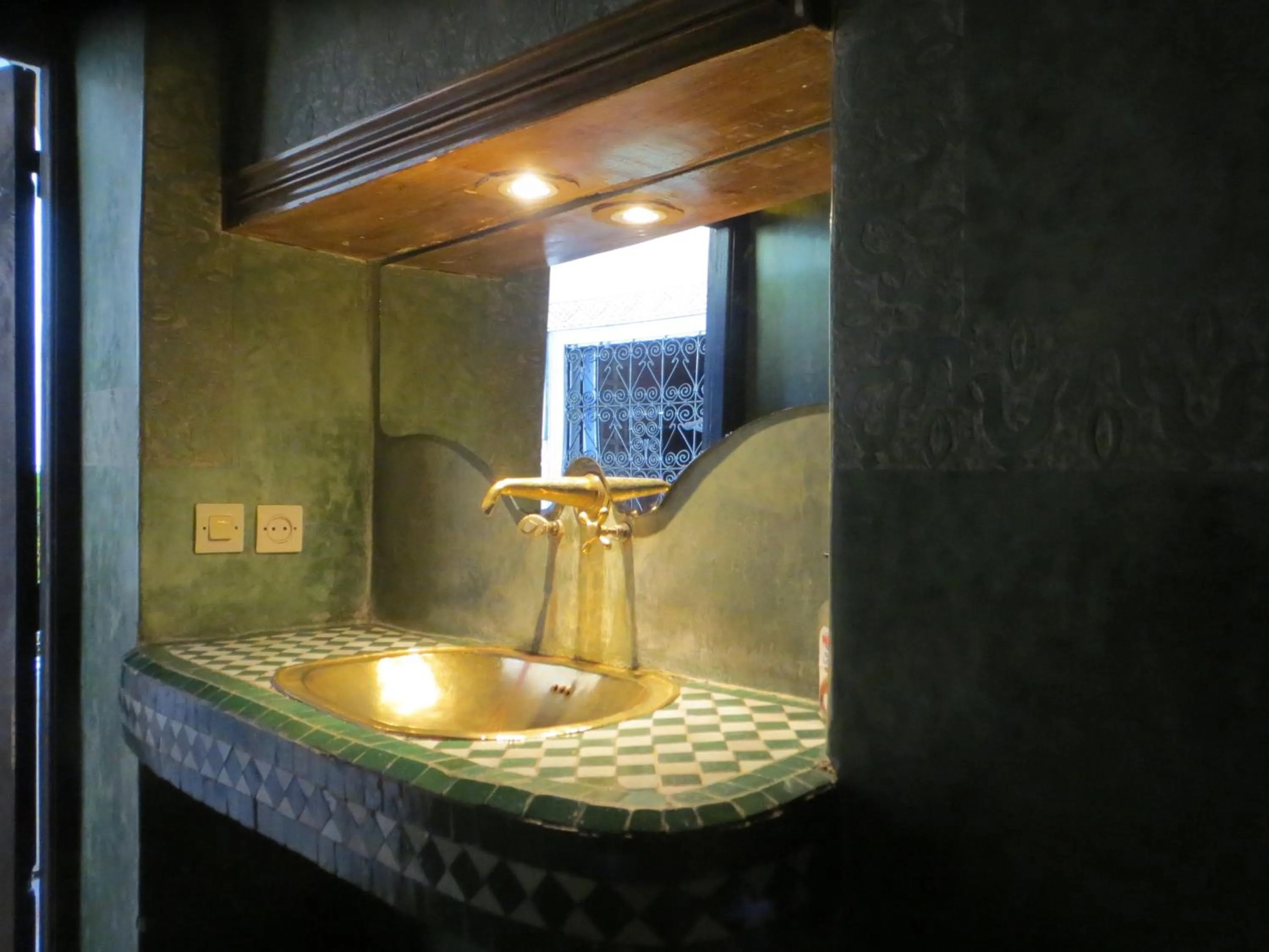 Bathroom in Riad Maizie