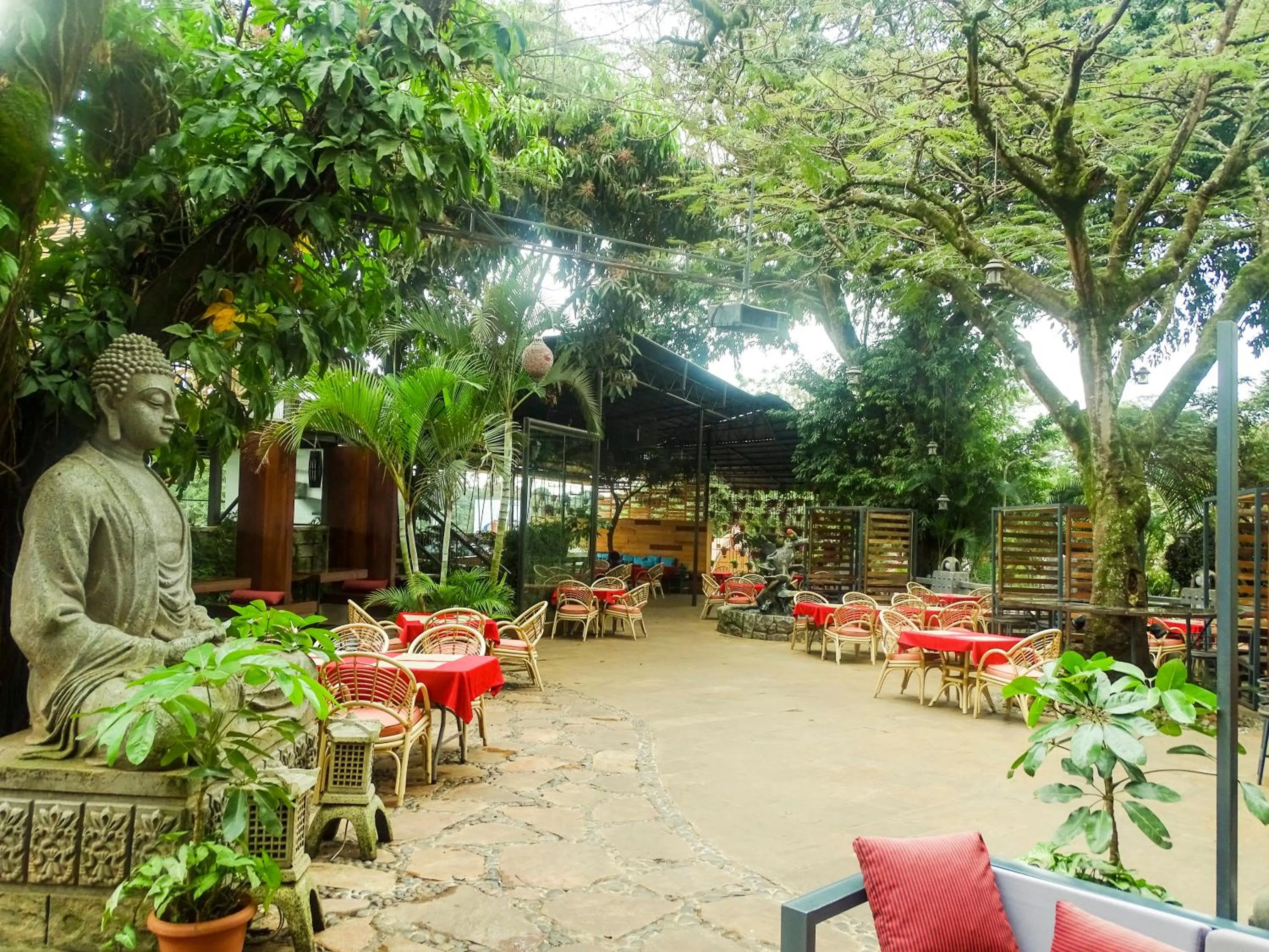 Restaurant/places to eat in Fairway Hotel & Spa