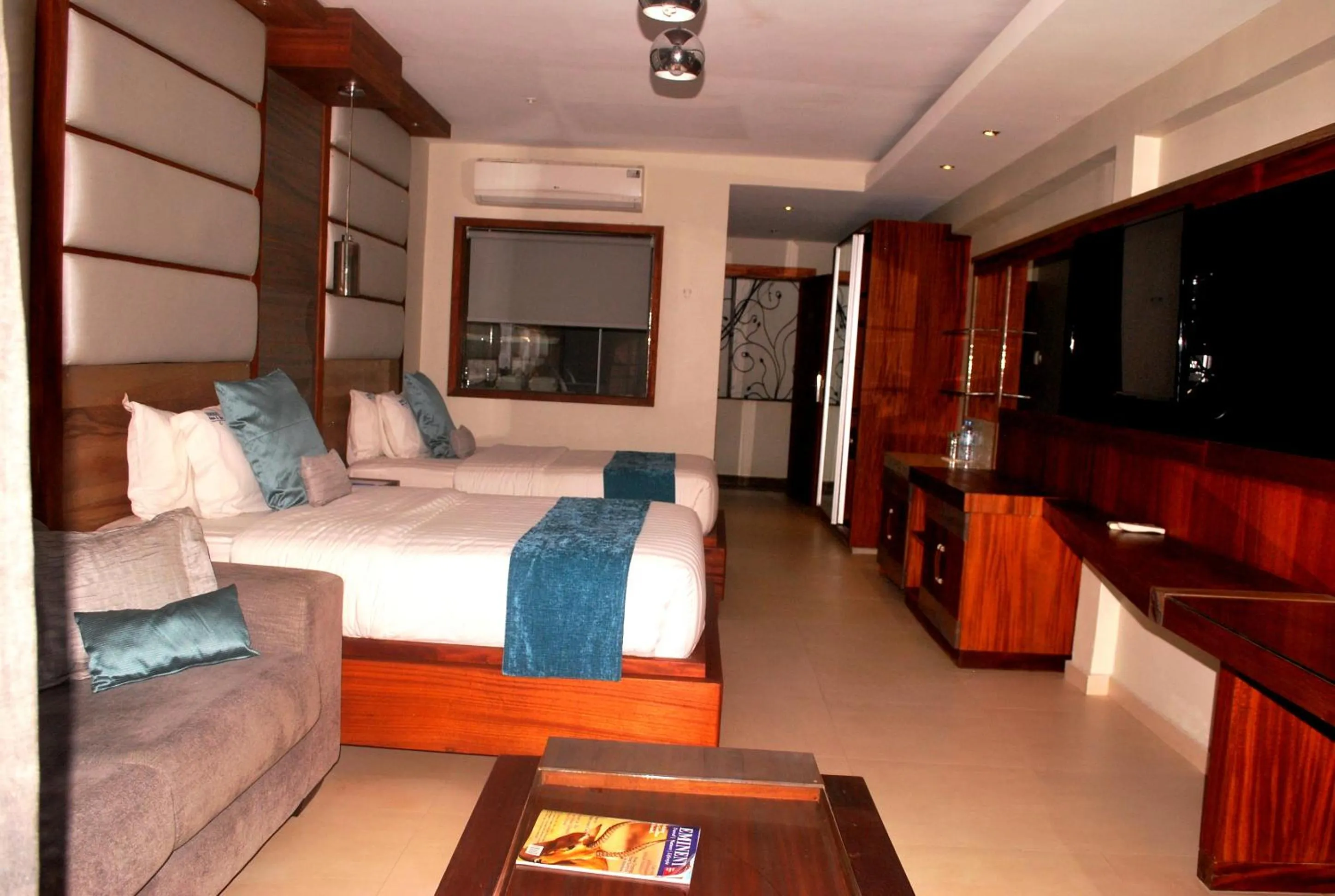 Photo of the whole room, Bed in Fairway Hotel & Spa