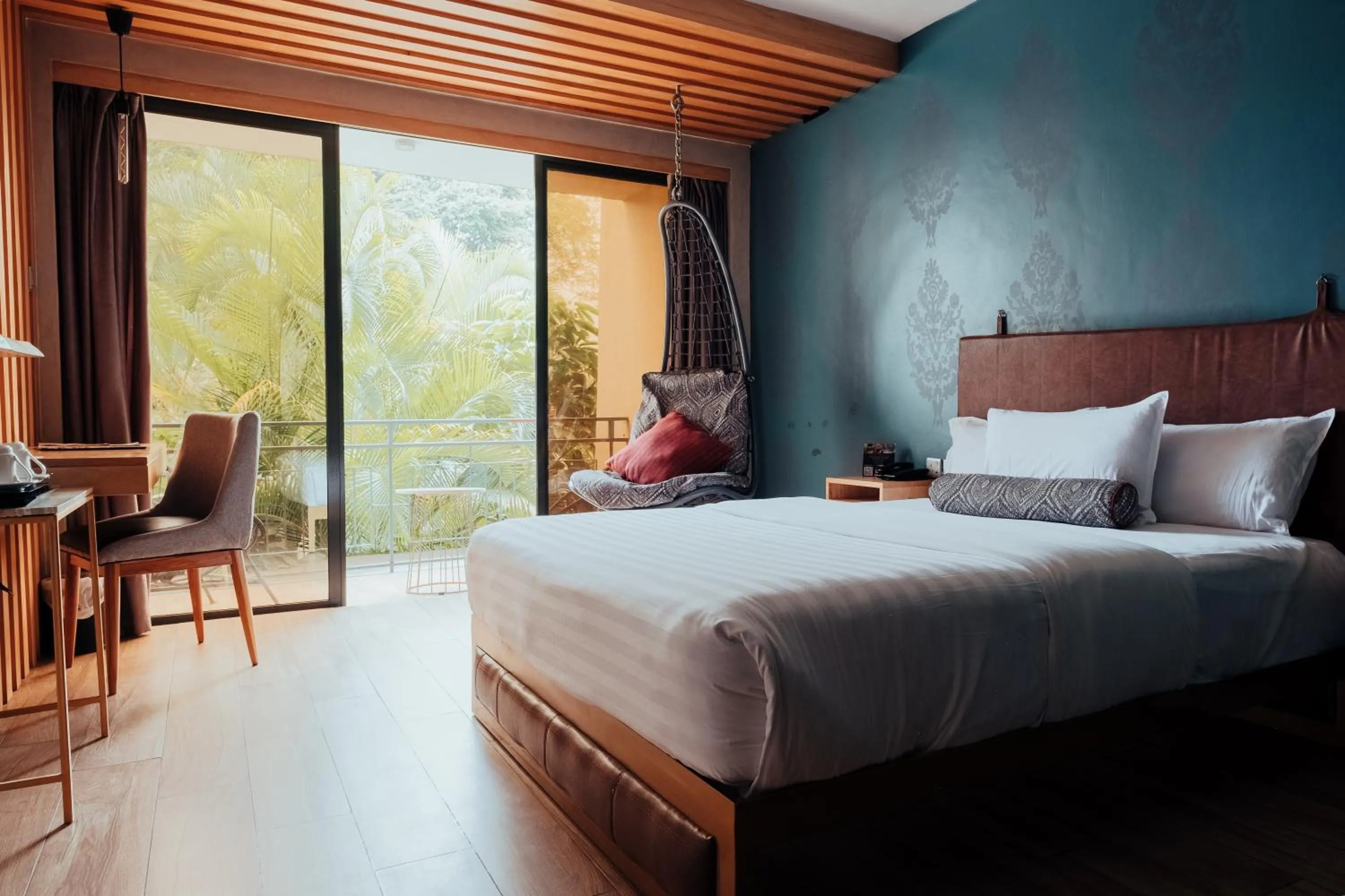 Bedroom, Bed in Fairway Hotel & Spa