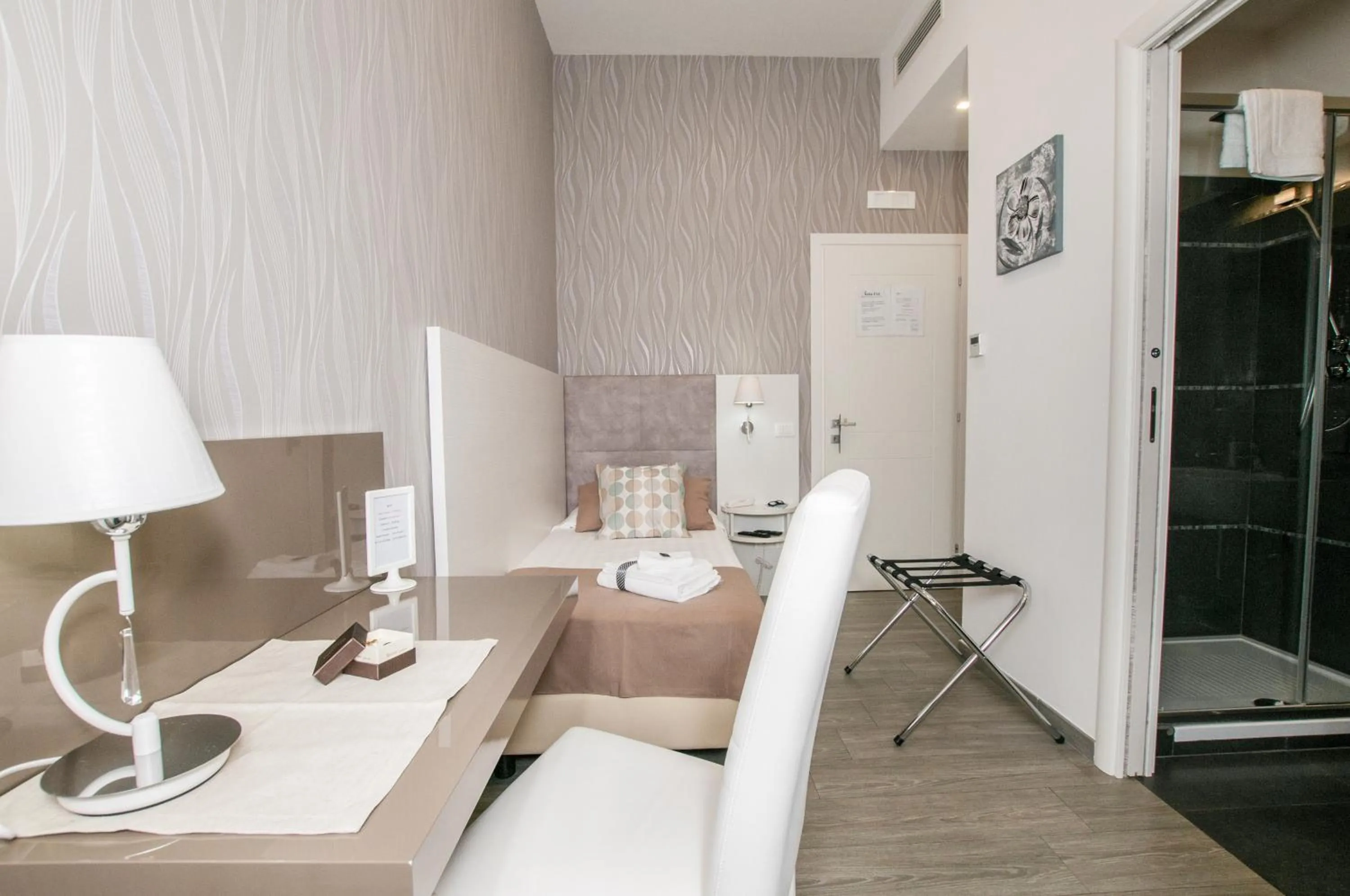 Photo of the whole room in Elenoire Rooms & Suite