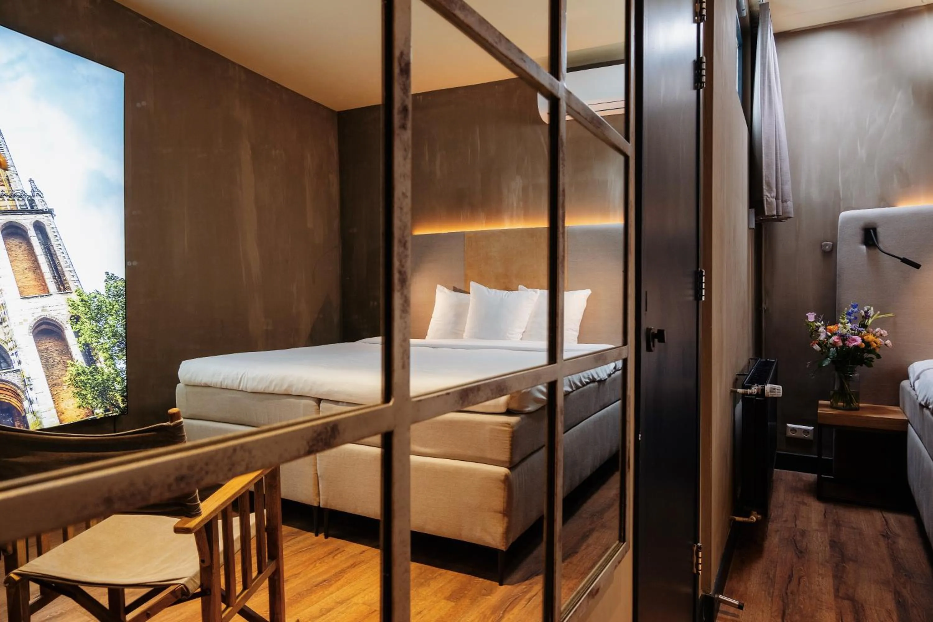 Bed in City Center Lodge Utrecht