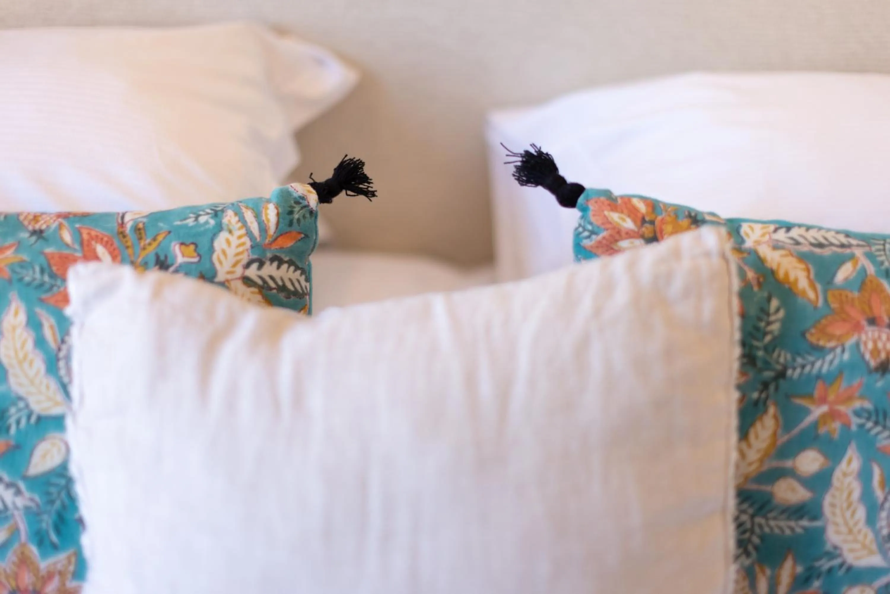 Bed in Hotel des Lices