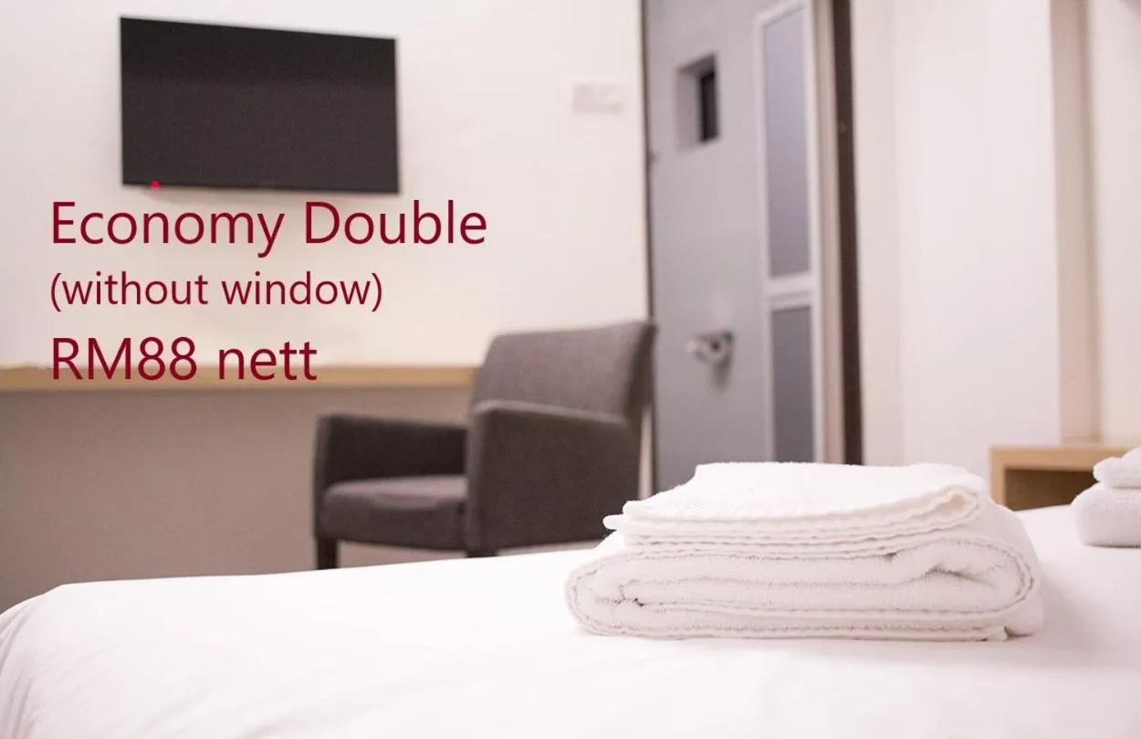 Bed in HOTEL RAUB since 1968