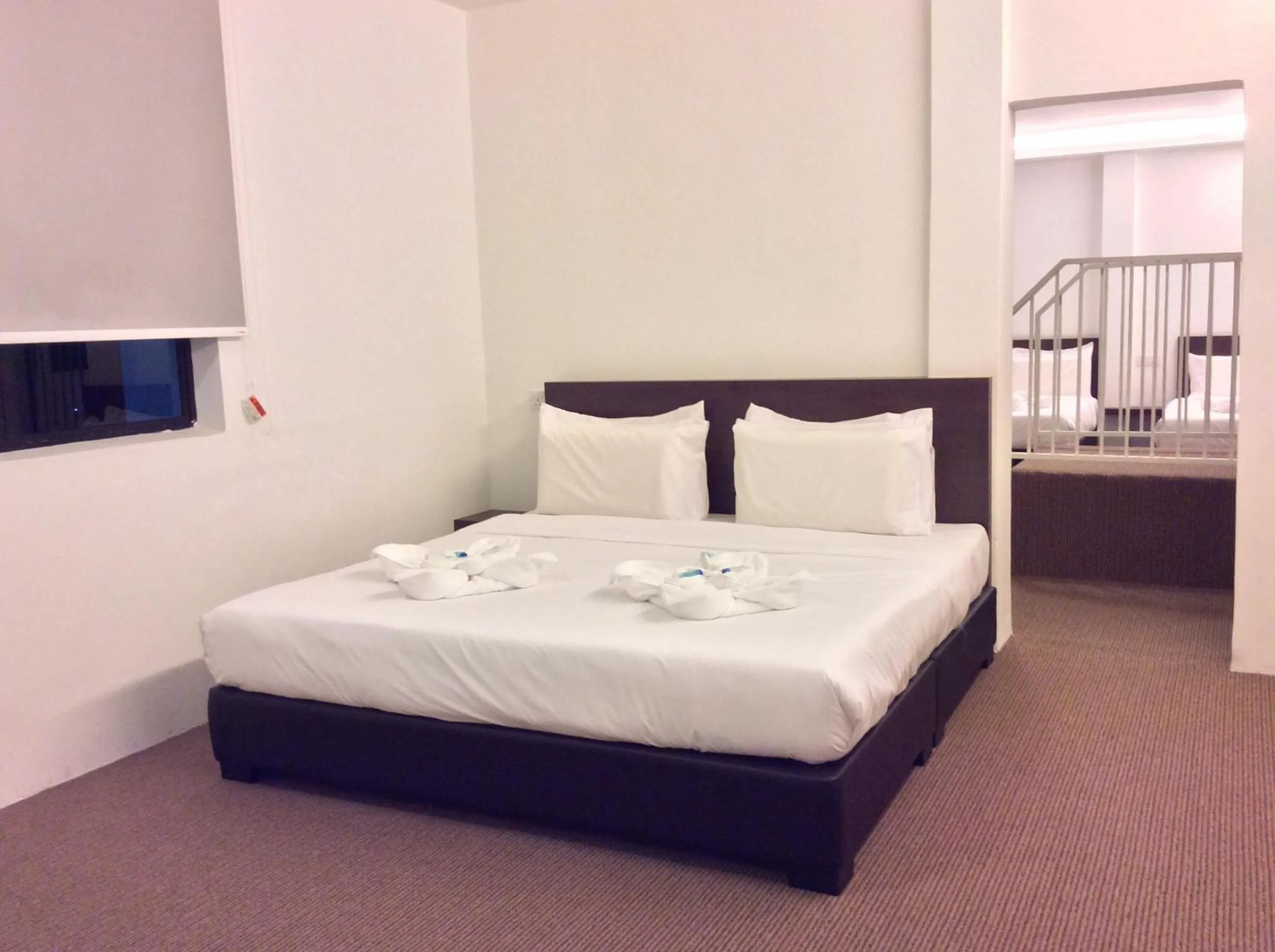 Bedroom, Bed in HOTEL RAUB since 1968