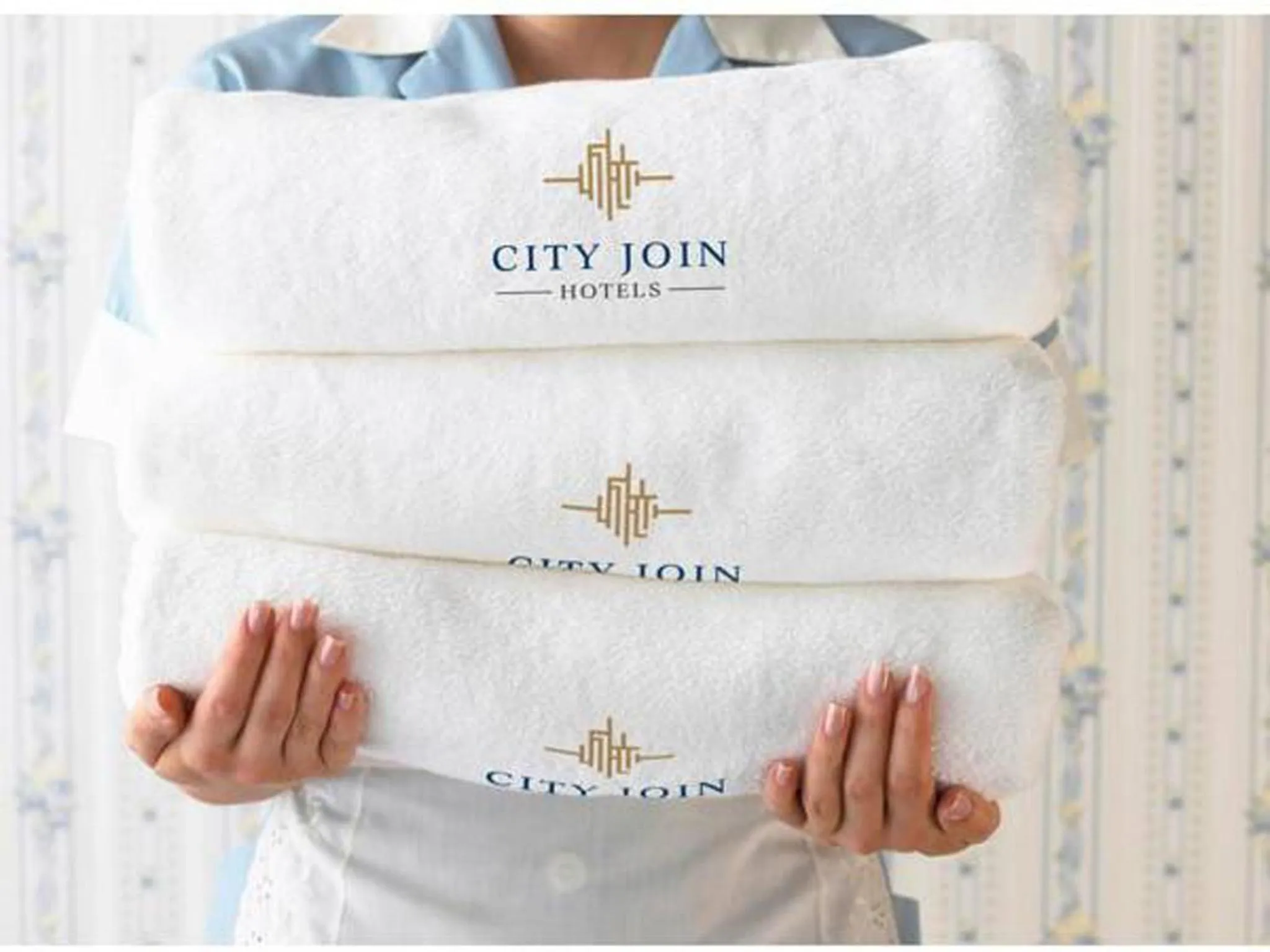 People in Guangzhou City Join Hotel Ouzhuang Branch