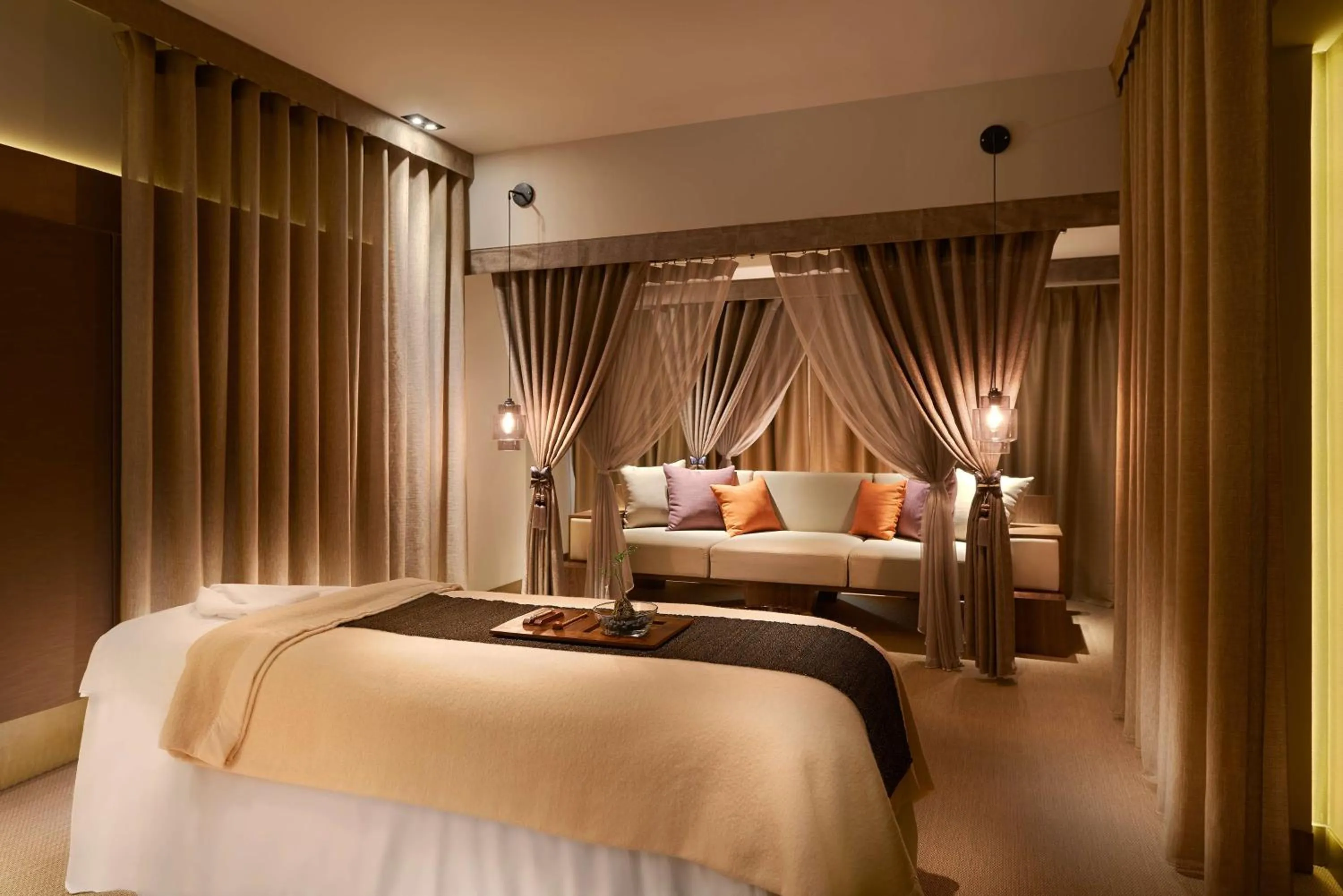 Spa and wellness centre/facilities, Bed in Grand Hyatt Taipei