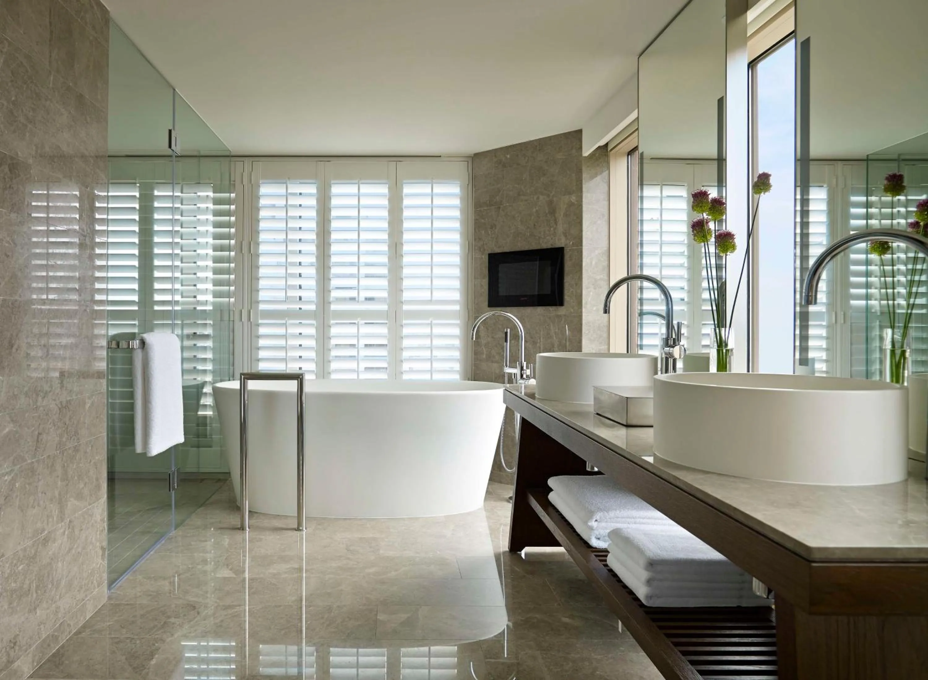 Bathroom in Grand Hyatt Taipei