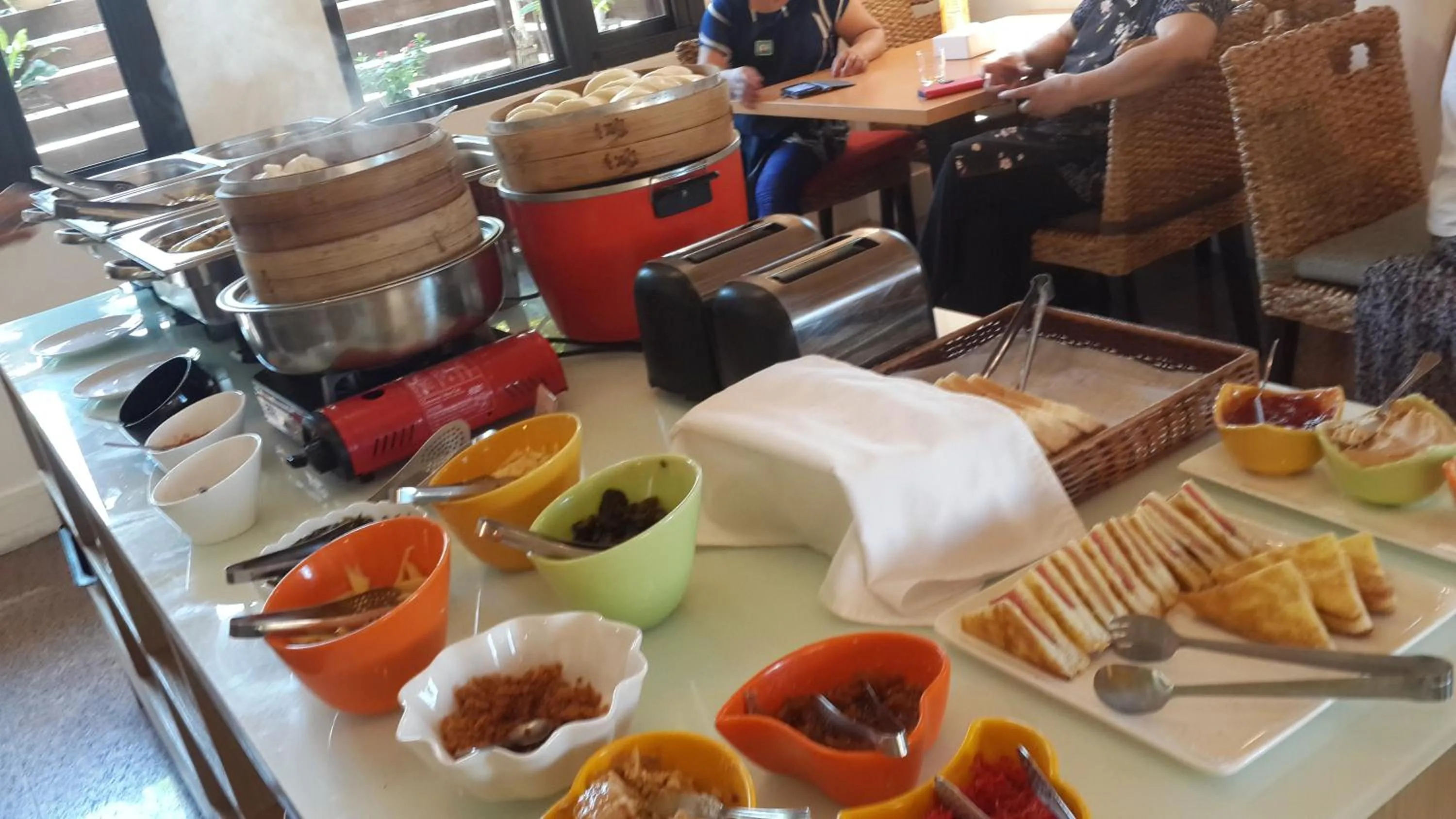 Food and drinks in Silia Hostel