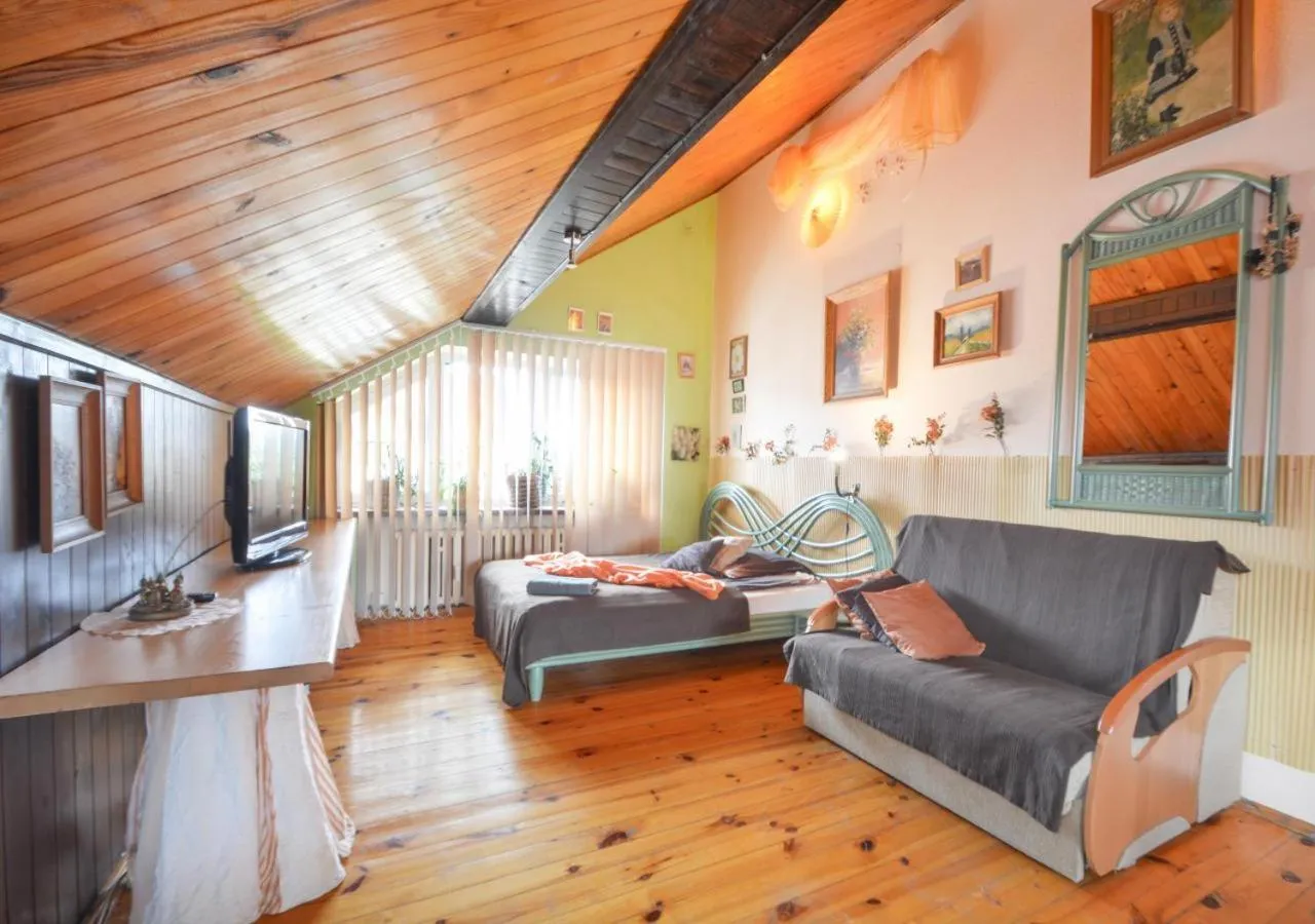 Bed, Seating Area in Dom Tu i Teraz